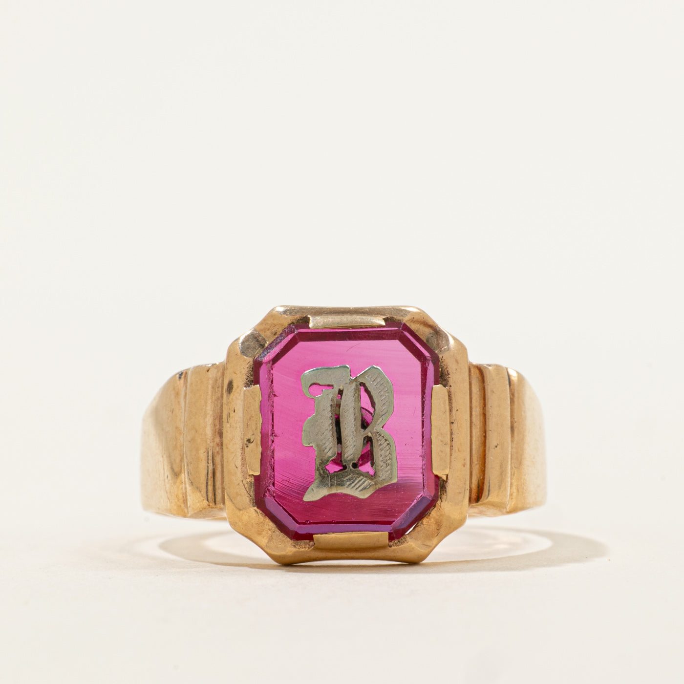 Bague chevalière en rubis synthétique avec initiale « B » | 4,00 ct | Taille 10,5 | 