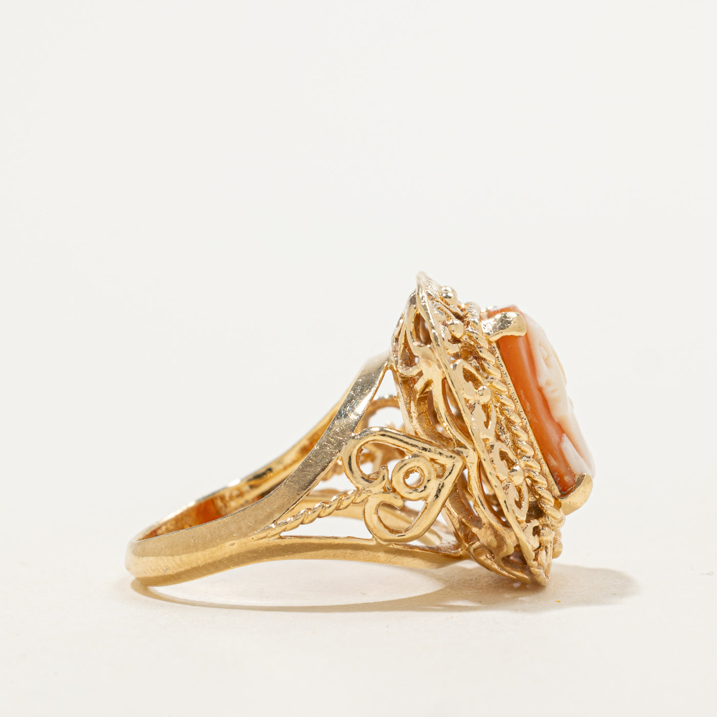 Filigree Edge Cameo Ring | SZ 8 |