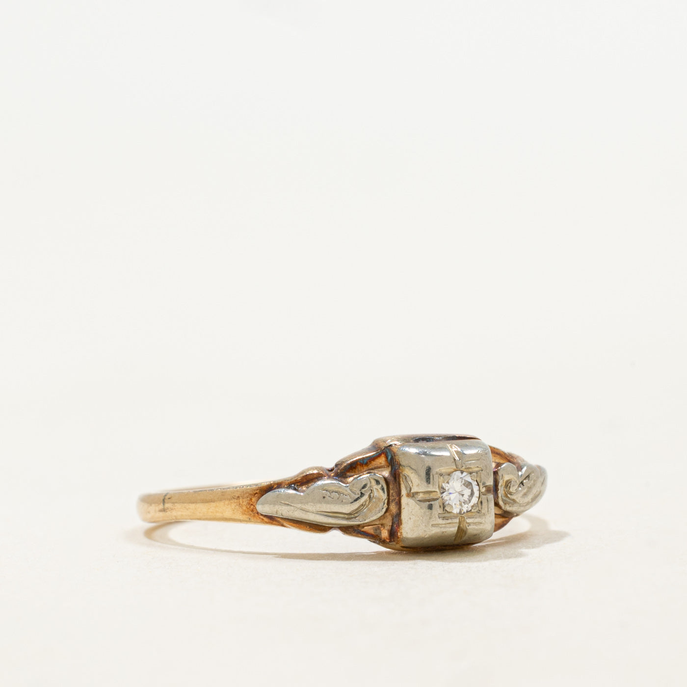 10K Two Tone Gold Diamond Textured Ring | SZ 5.75 |
