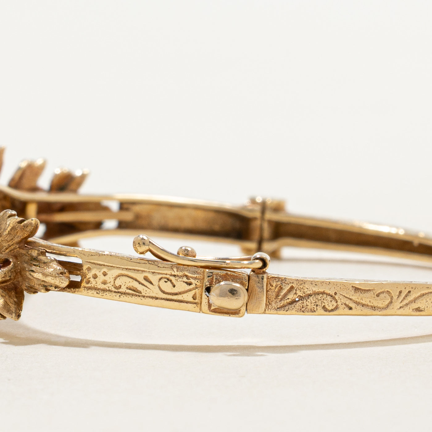 Ruby & Seed Pearl Floral Leafy Bangle | 0.36ctw | 6" |