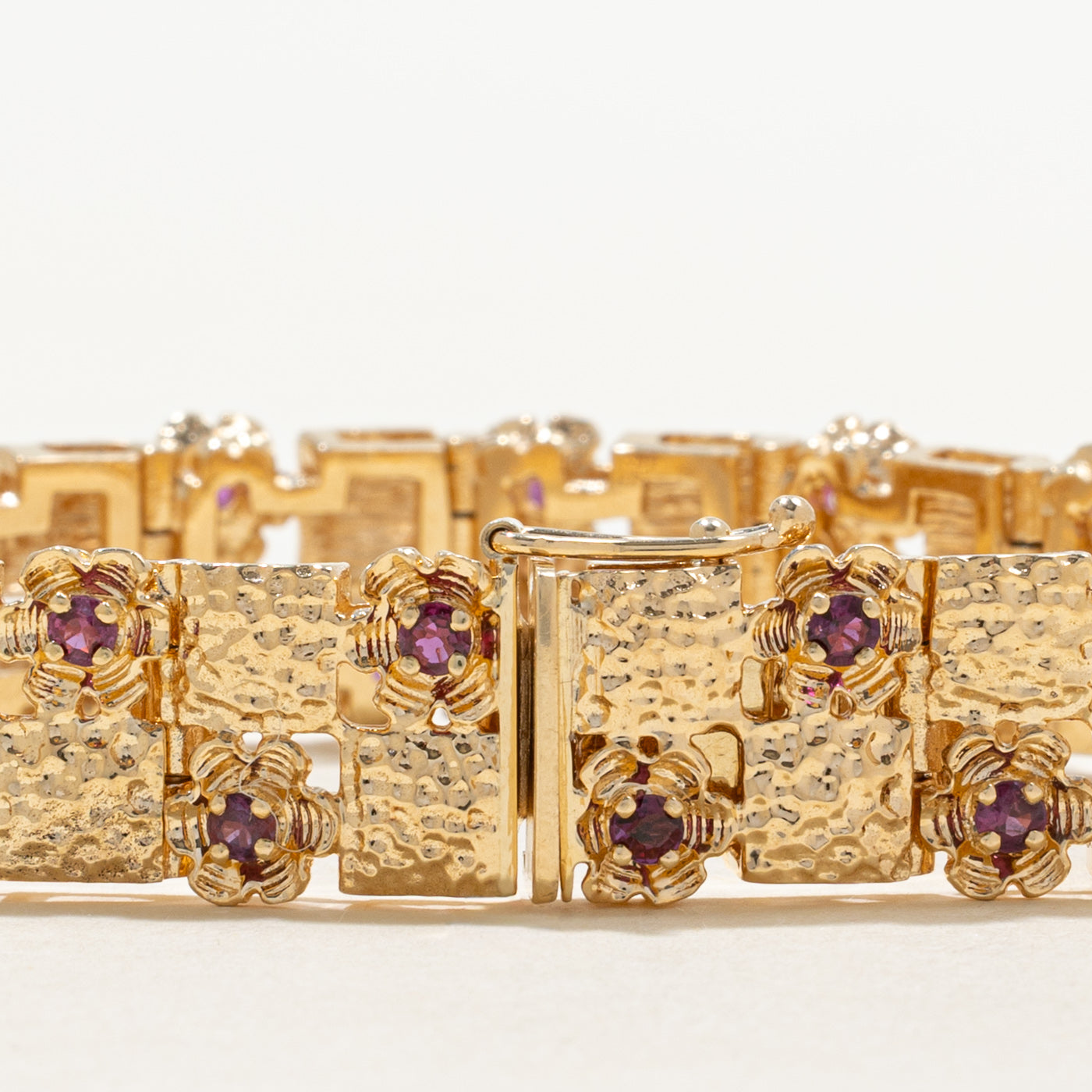 Austrian Crystal Floral Textured Link Bracelet | 0.09ctw | 7.5" |