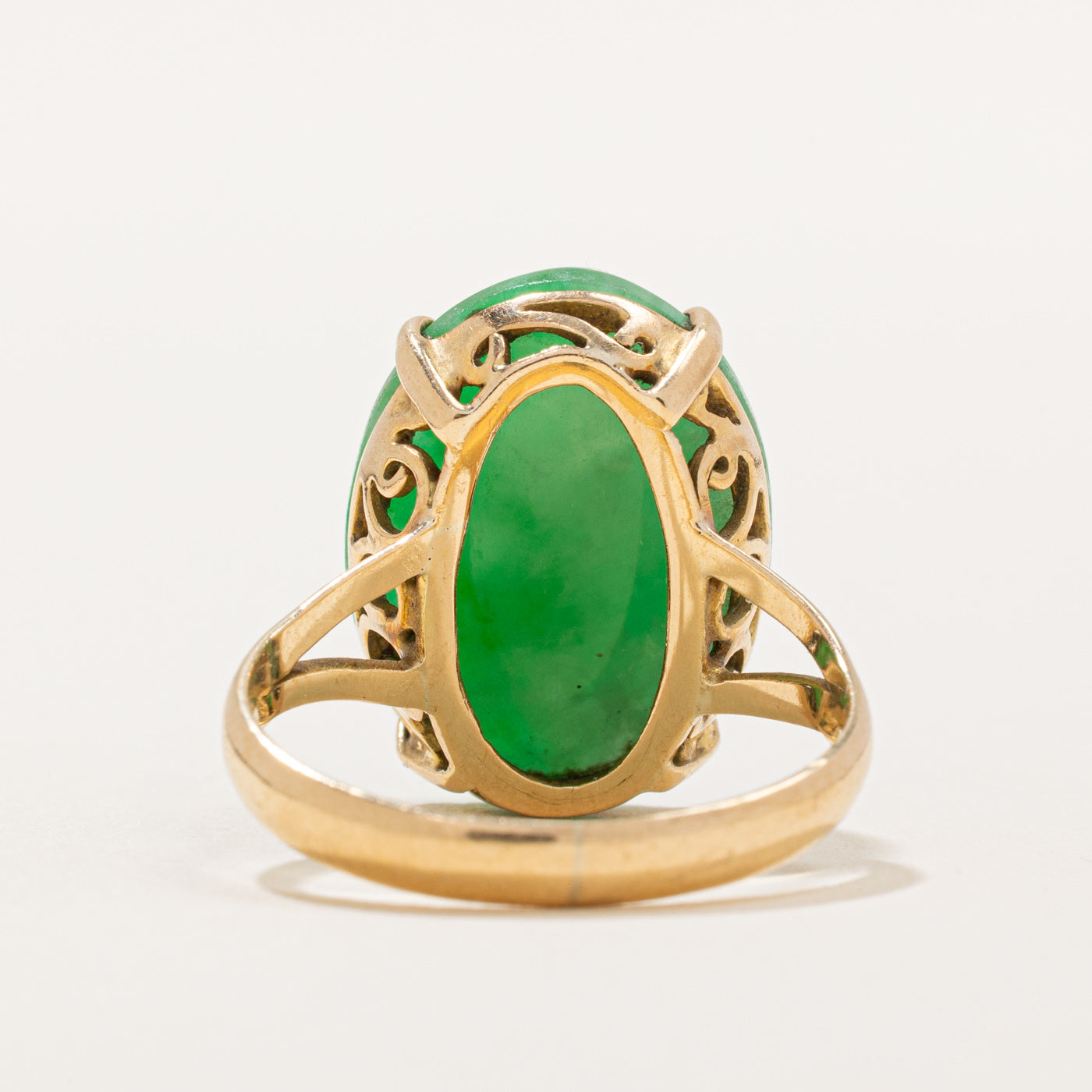 Jadeite Cocktail 18k Ring | 12.00ct | SZ 7 |