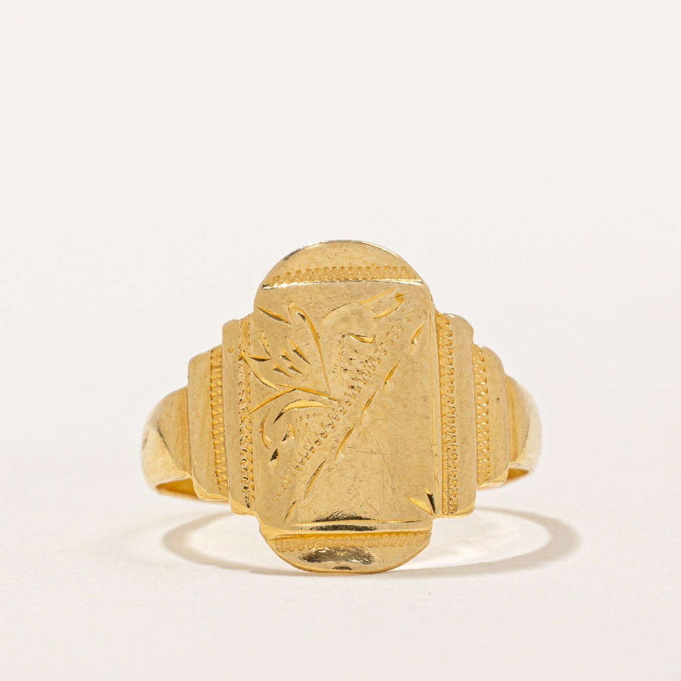 21k Yellow Gold Signet Ring | SZ 5.75 |