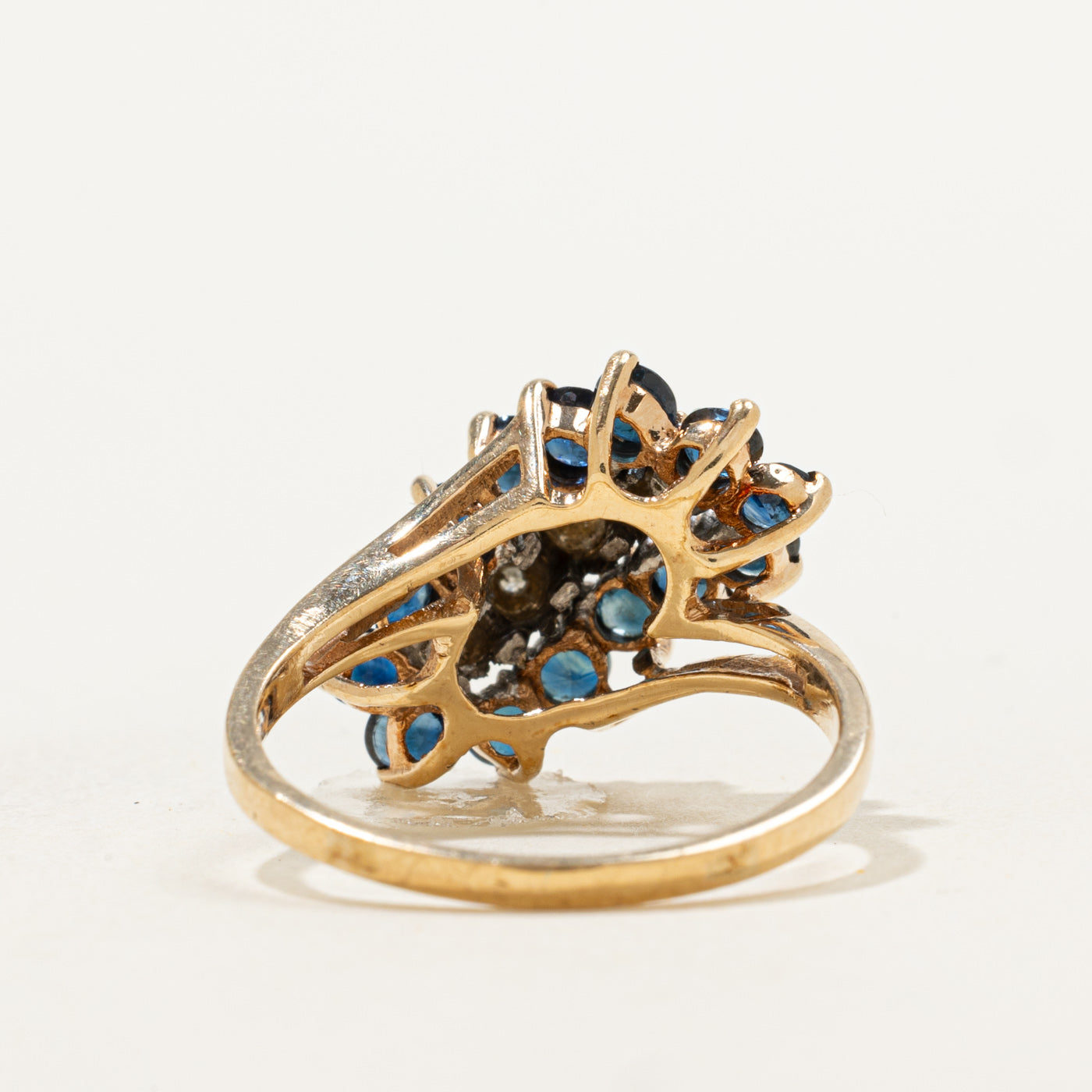Bague en cascade de saphirs bleus et diamants | 1,40 ct, 0,05 ct | Taille 8,5 | 