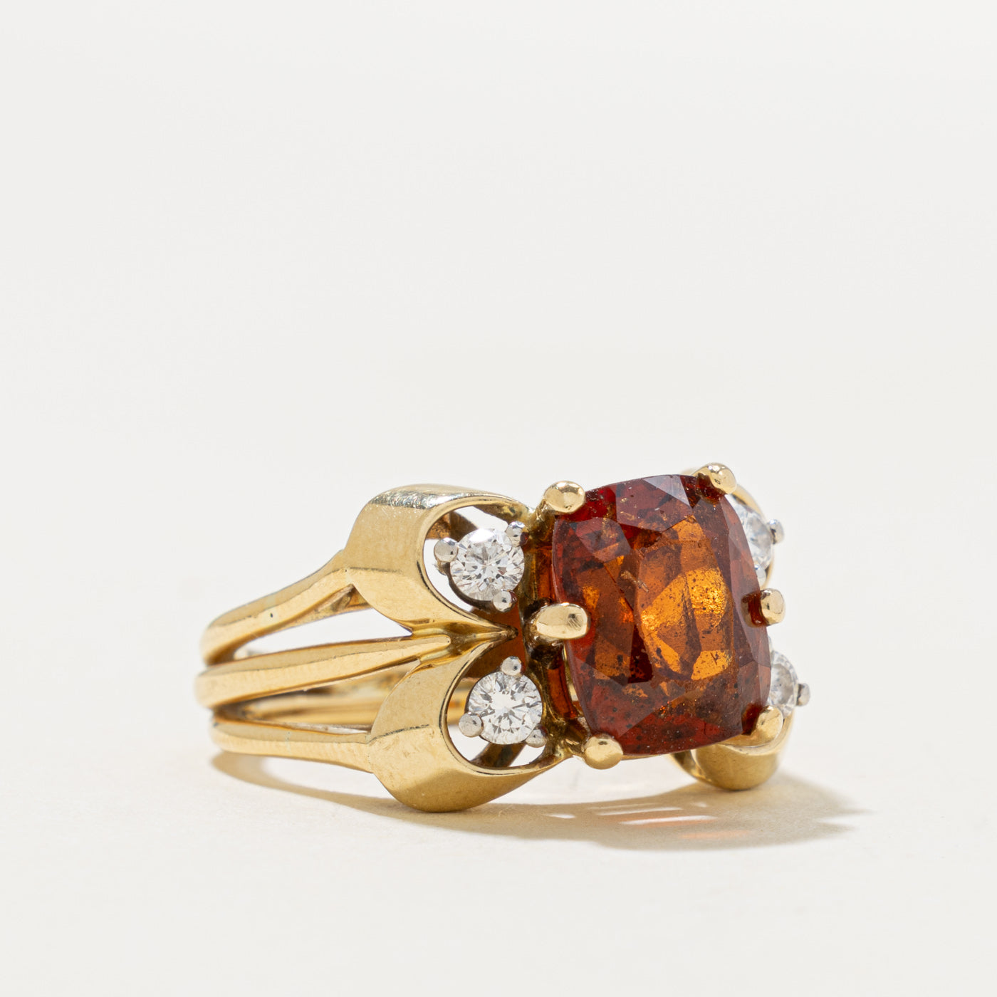 18k Cushion Cut Garnet & Diamond Scalloped Cocktail Ring | 4.00ct, 0.20ctw | SZ 5.5