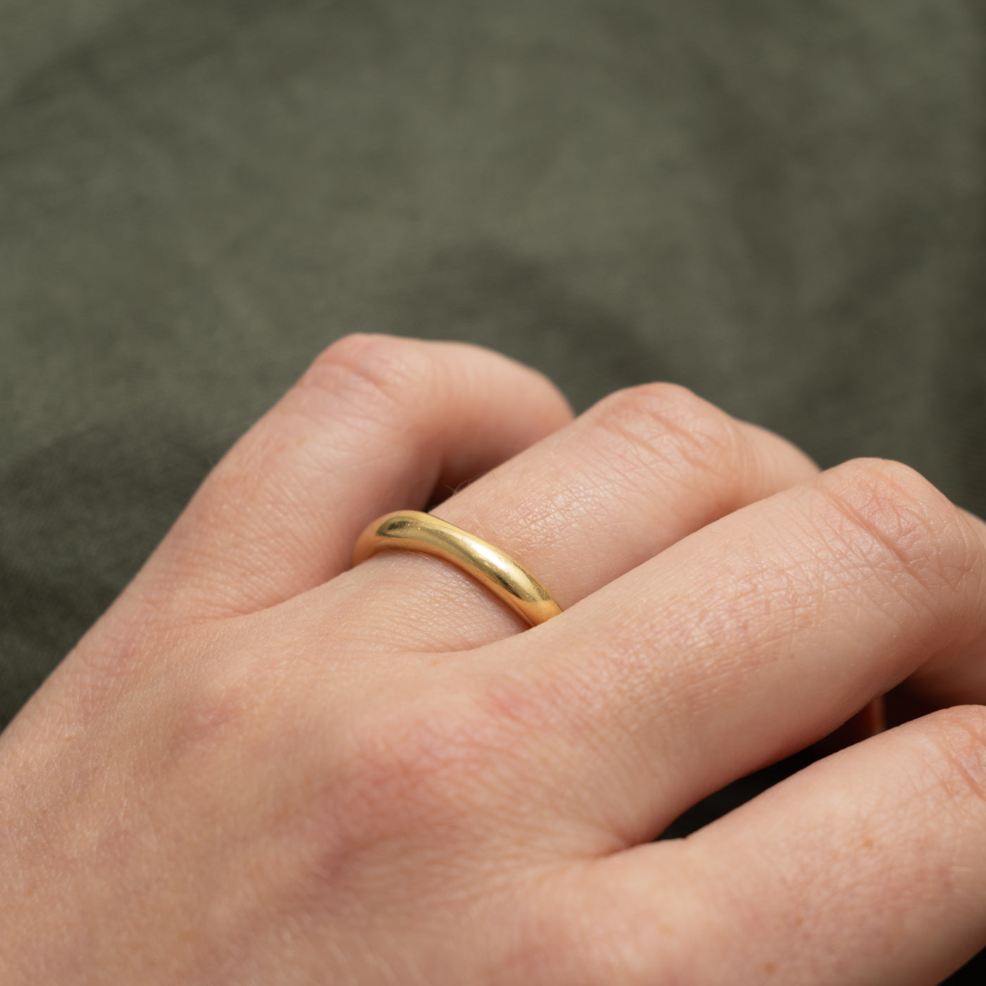 18k Yellow Gold Abstract Band | 3.45mm | SZ 9