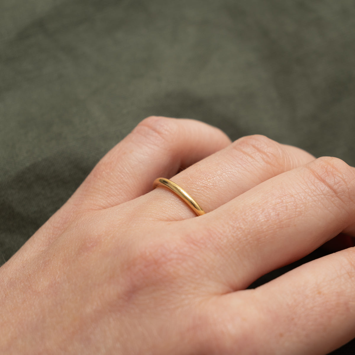 18k Yellow Gold Stacking Band | 1.95mm | SZ 6.75