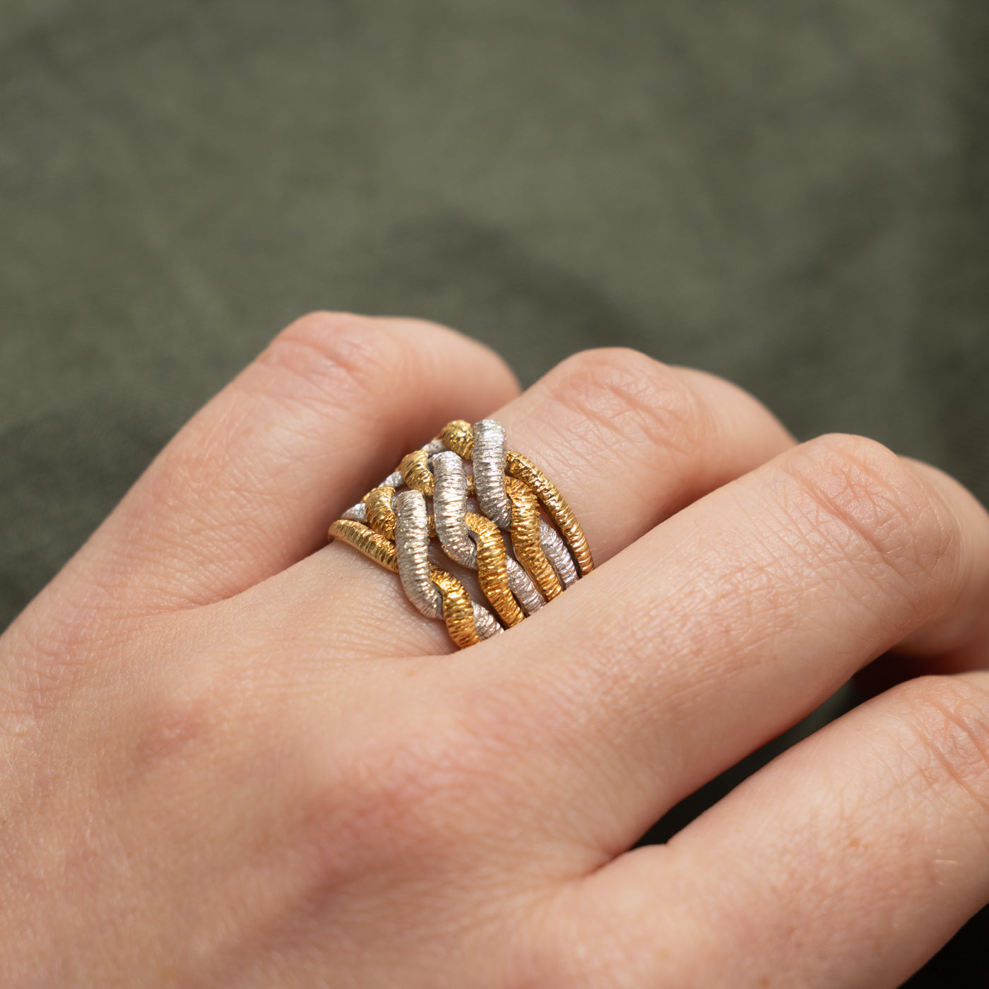 18k Yellow & White Gold Woven Abstract Band | 8.15mm | SZ 8