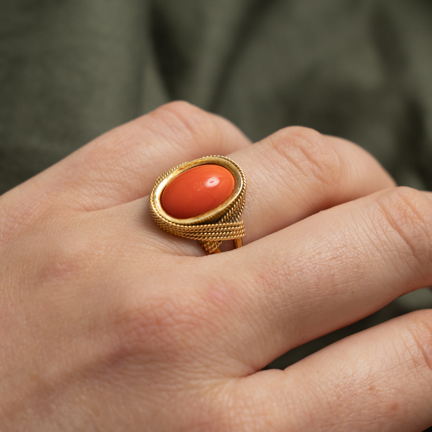 16k Solitaire Imitation Coral Rope Ornate Cocktail Ring | 4.00ct | SZ 7.25