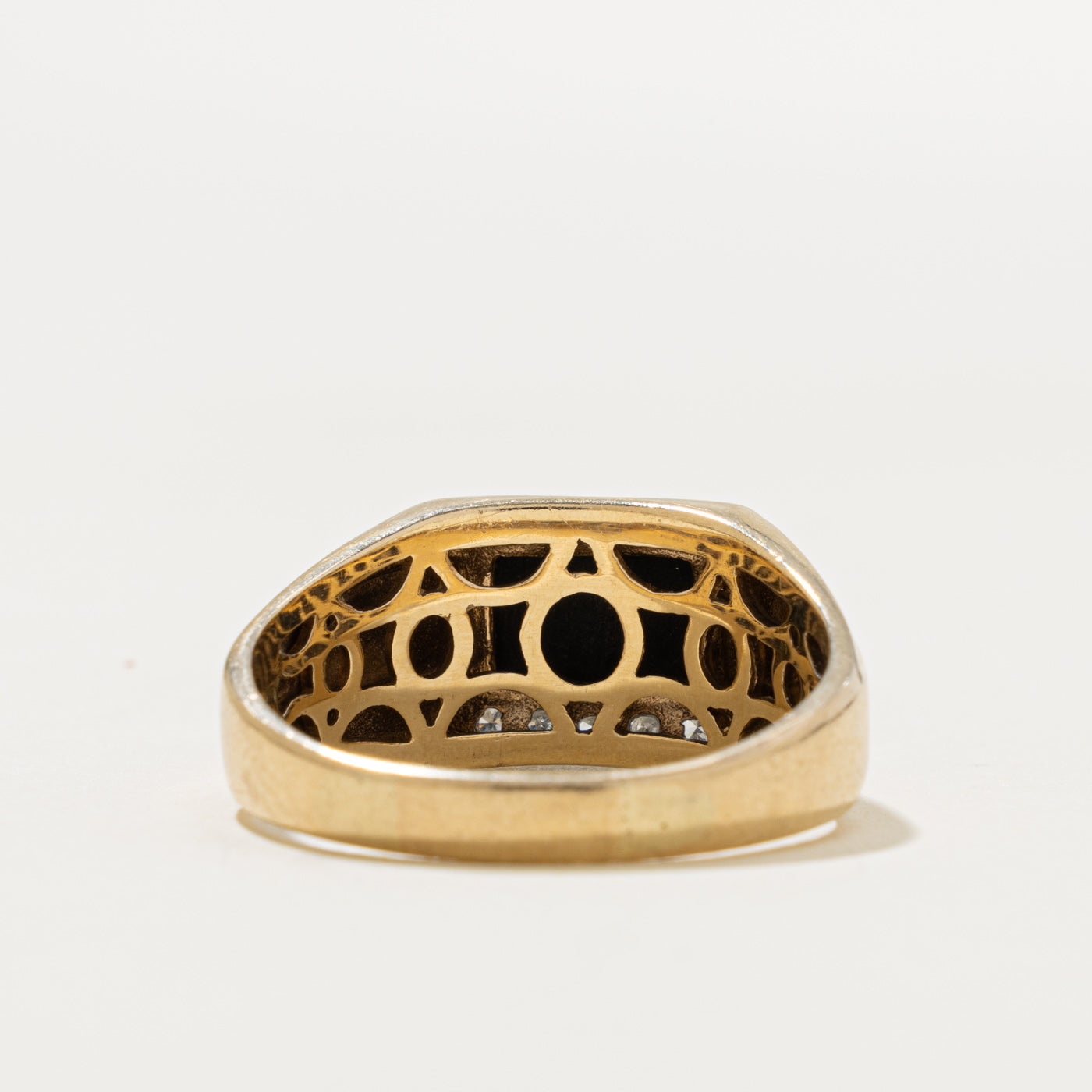 10k Onyx & Diamond Grooved Signet Ring | 2.00ct, 0.10ct | SZ 11