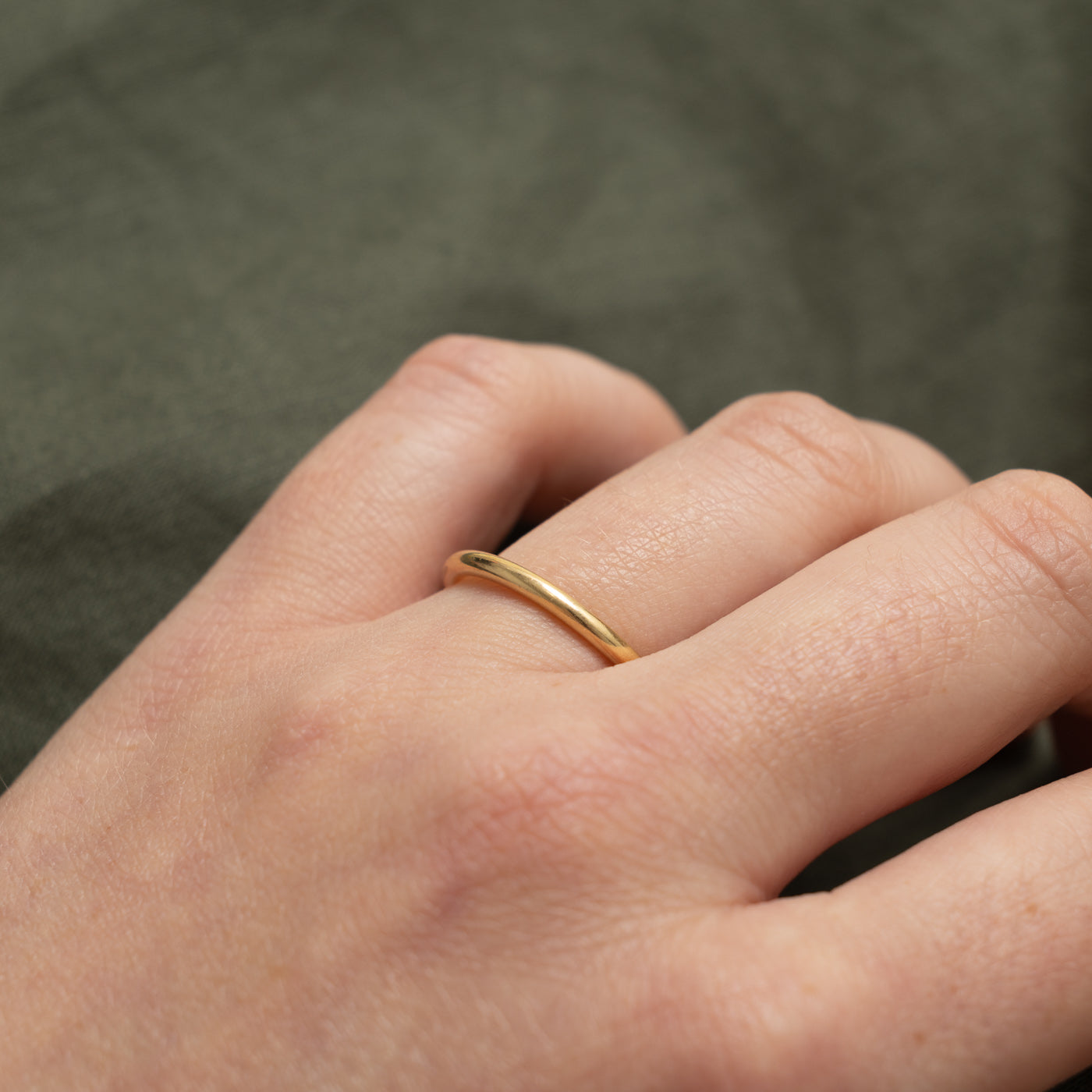 18k Yellow Gold Stacking Band | 1.90mm | SZ 7