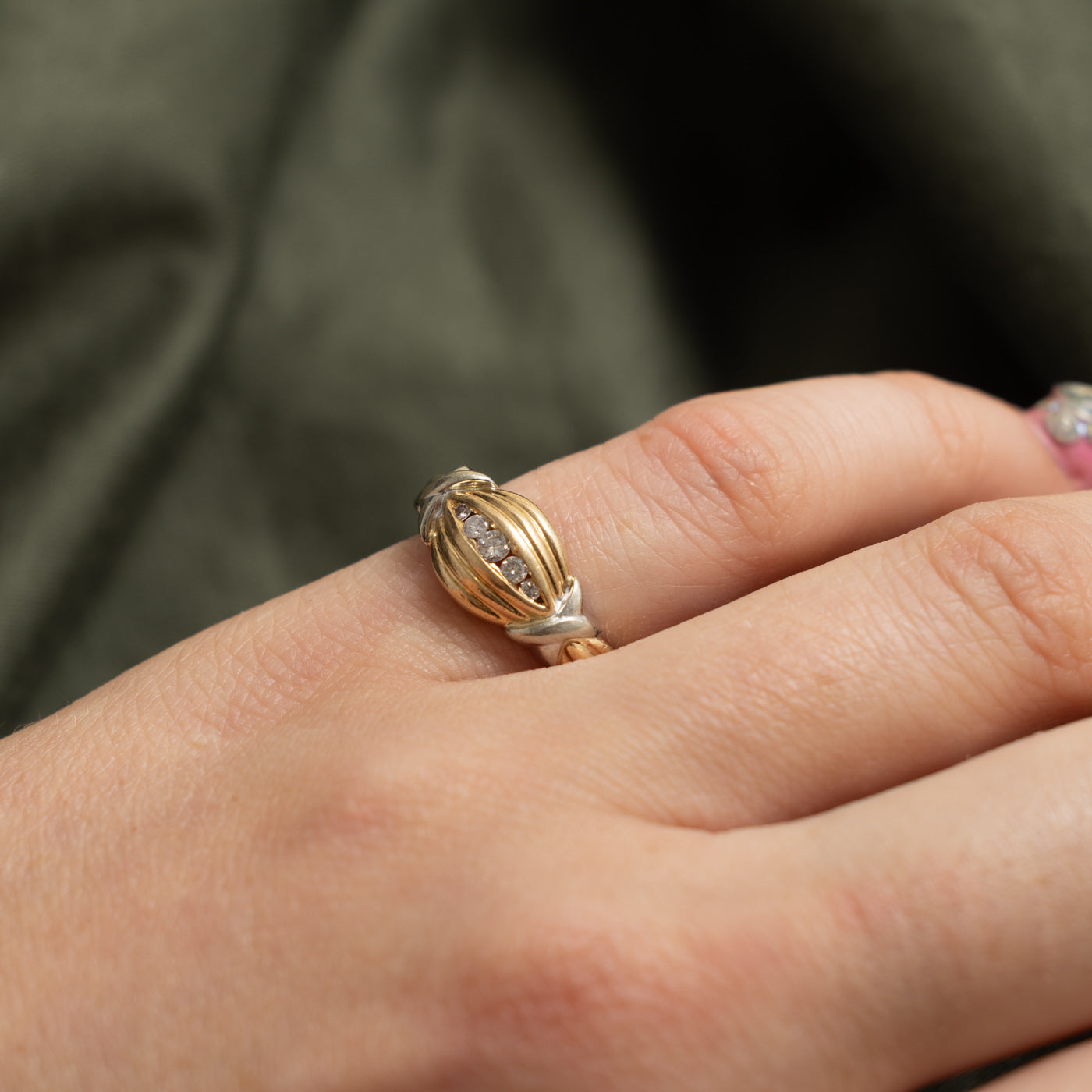 10k Five Stone Diamond Grooved Dome Ring | 0.10ctw | SZ 5.25