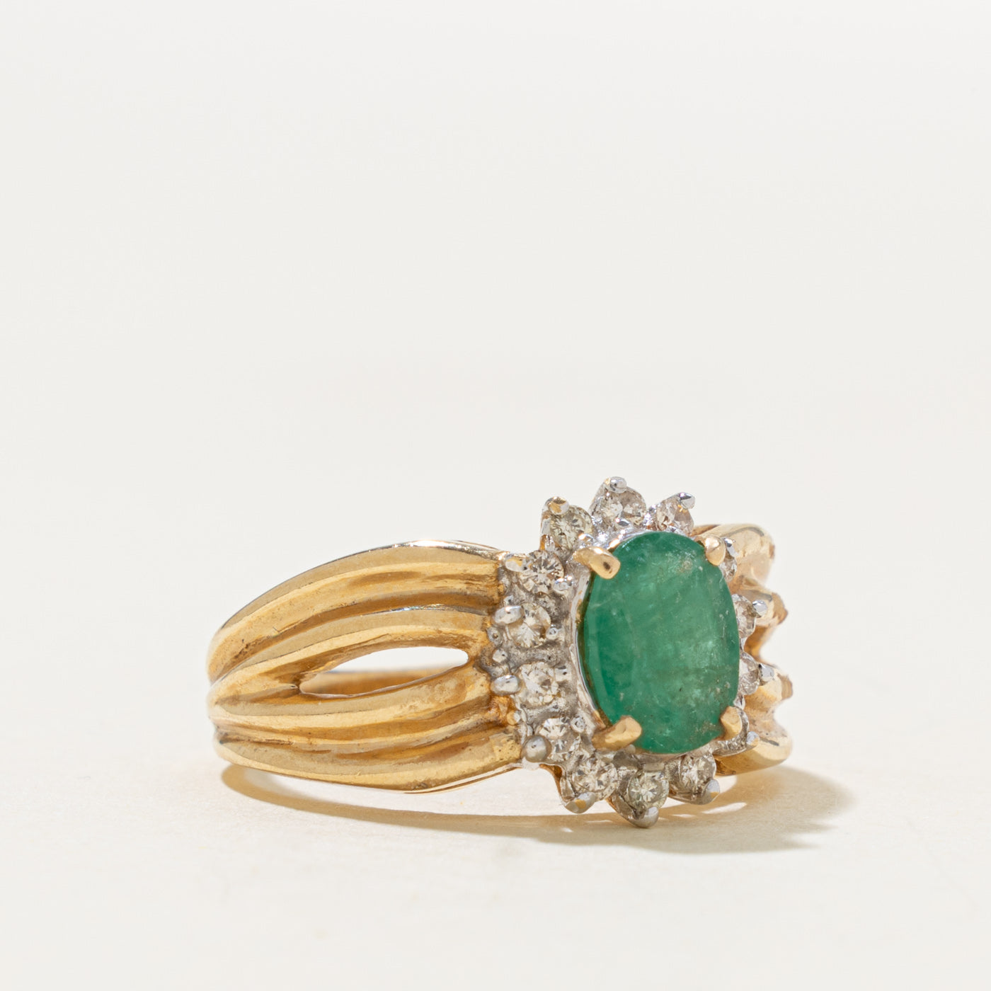 14k Emerald & Diamond Petal Halo Grooved Ring | 0.76ct, 0.14ctw | SZ 5