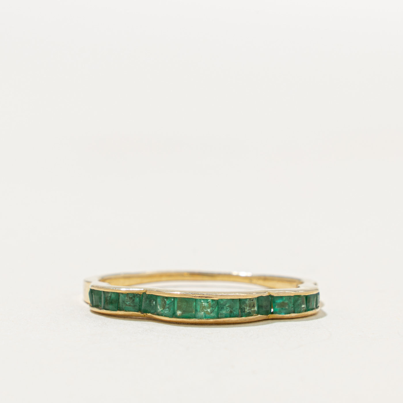 14k Semi Eternity Channel Set Emerald Scalloped Band | 0.42ct | 2.70mm | SZ 8