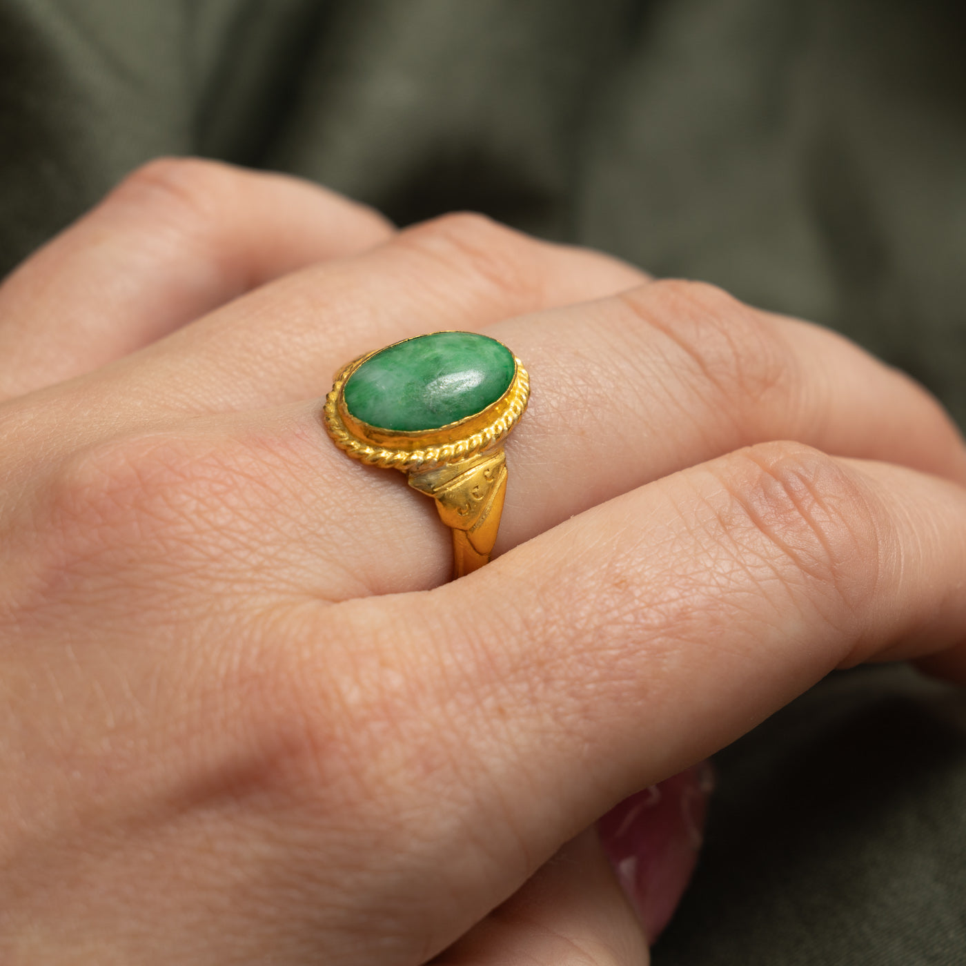 24k Oval Cabochon Jadeite Rope Textured Ring | 3.26ct | SZ 6.5
