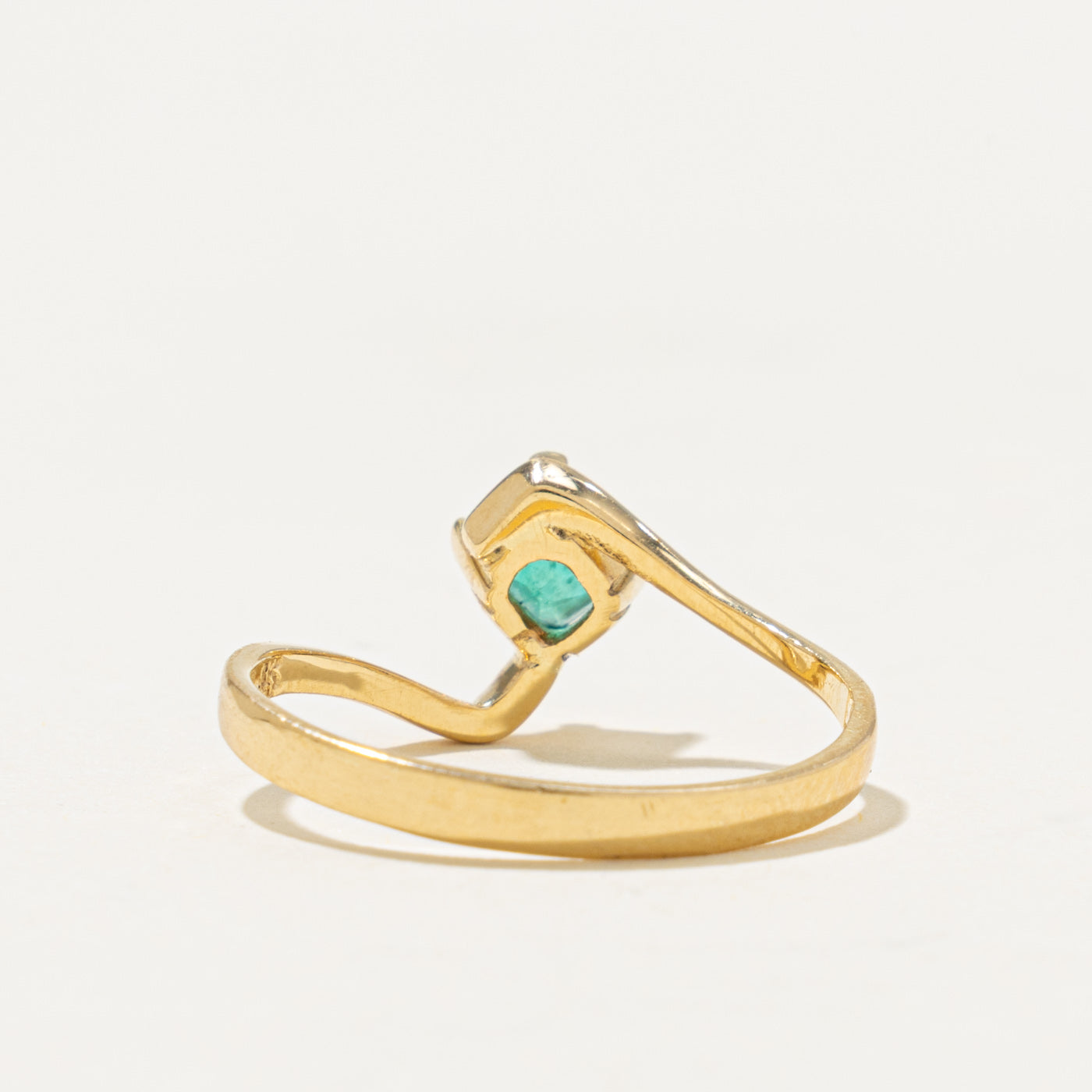 18k Compass Set Emerald Bypass Ring | 0.62ct | SZ 7.5