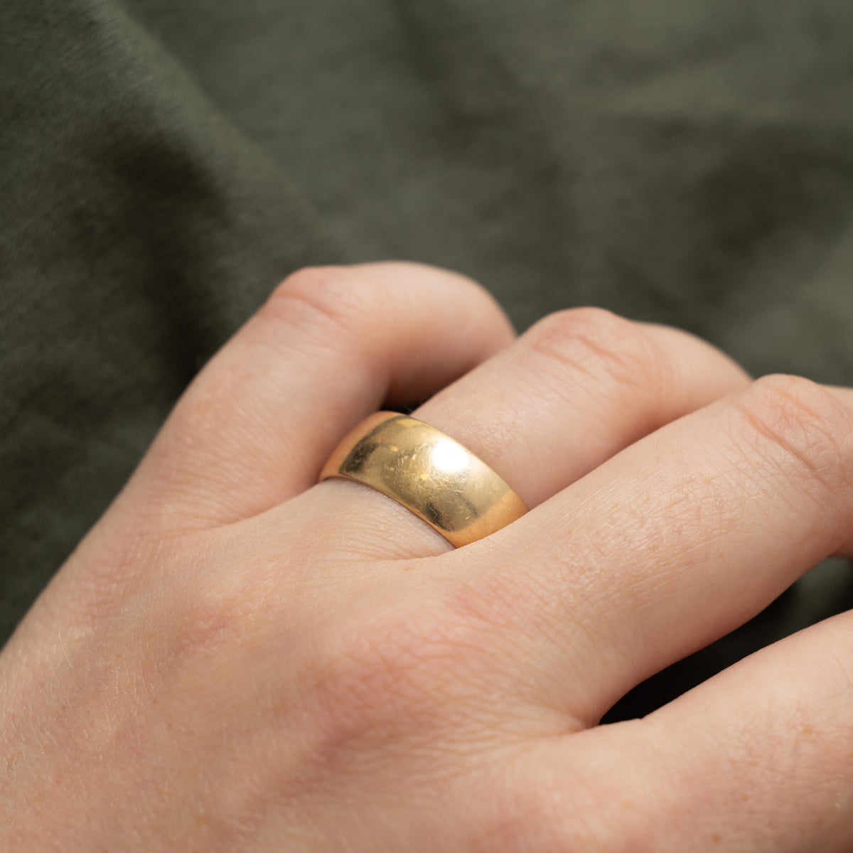 1969 London 9k Yellow Gold Cigar Band | 8.00mm | SZ 10.5