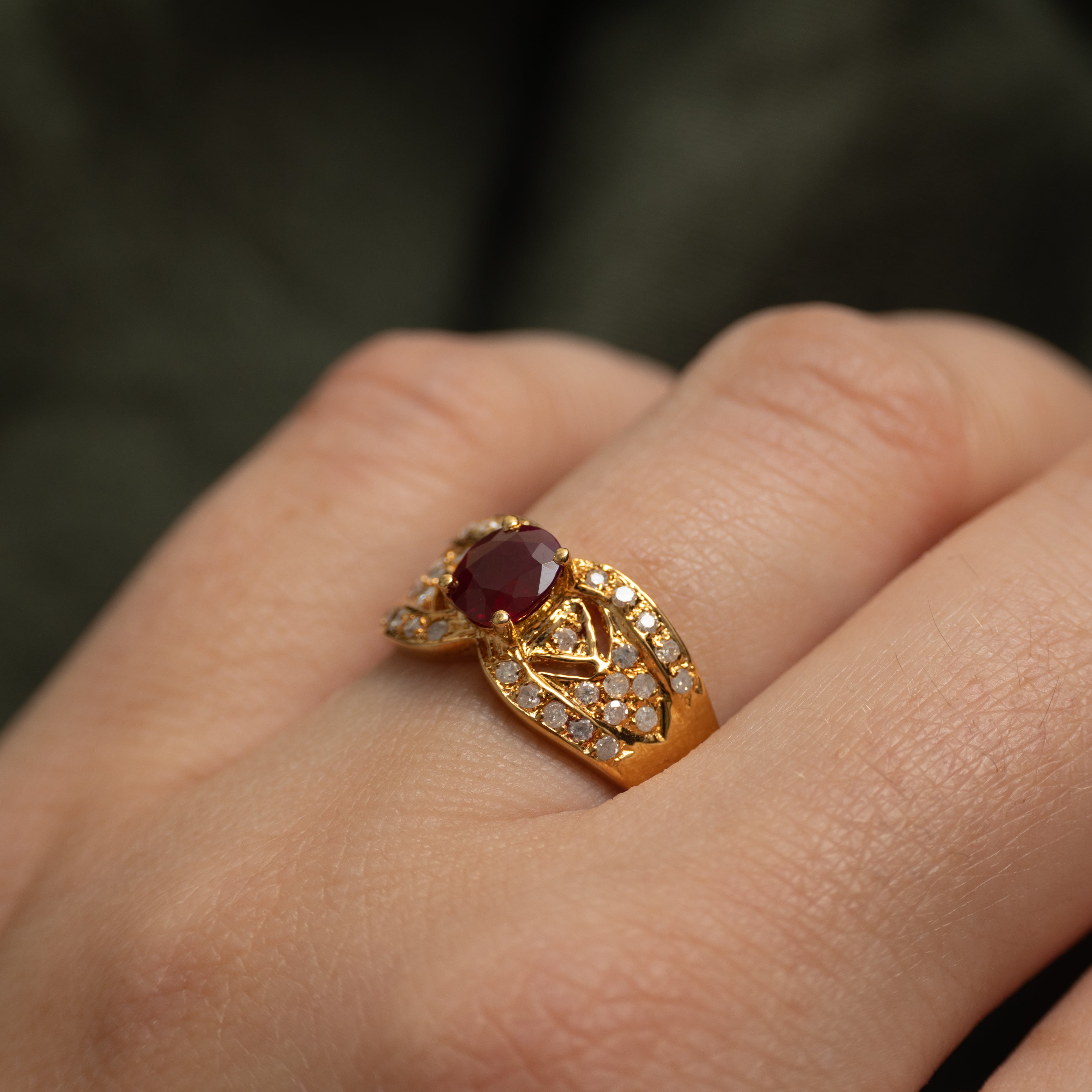 18k Ruby & Diamond Accent Ring | 0.75ct, 0.25ctw | SZ 6.5