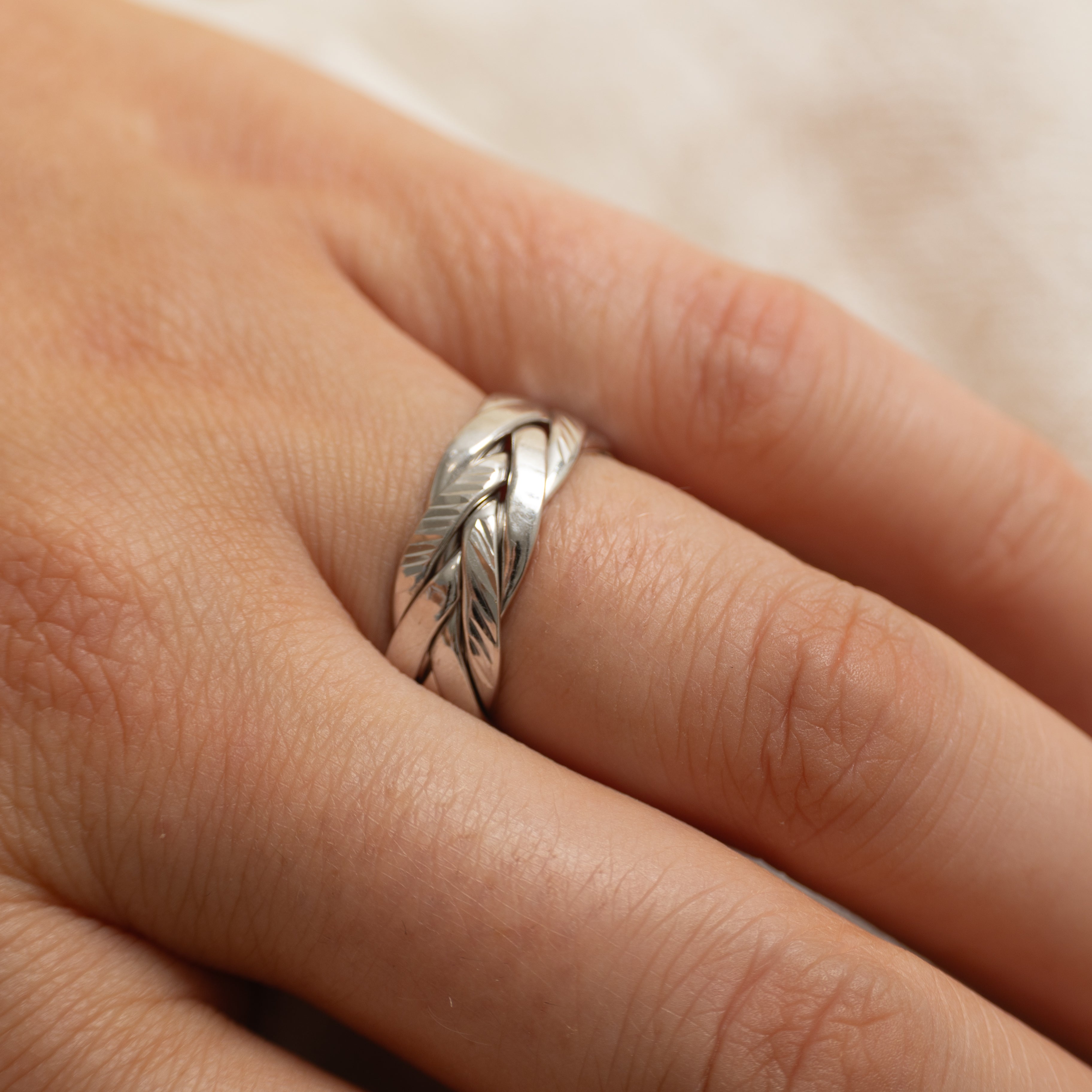 14K White Gold Braided Band | 7mm | SZ 6