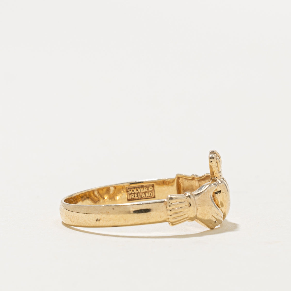 9k Yellow Gold Claddagh Ring | SZ 8.75
