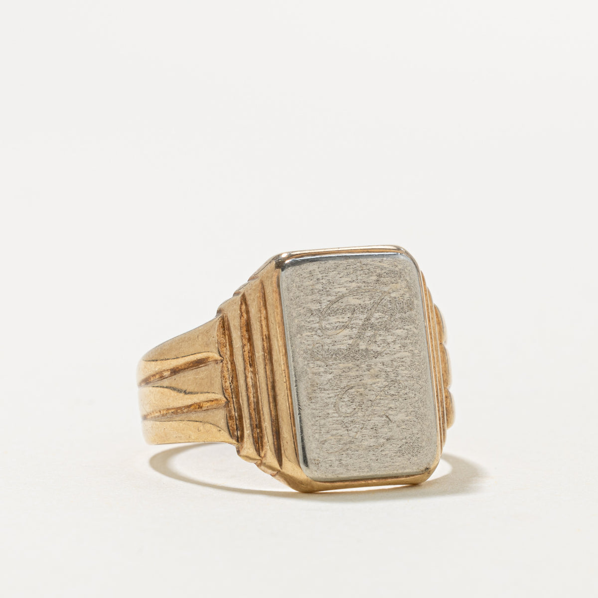 Vintage Canadian 10k "RL" Initial Signet Ring | SZ 10.25