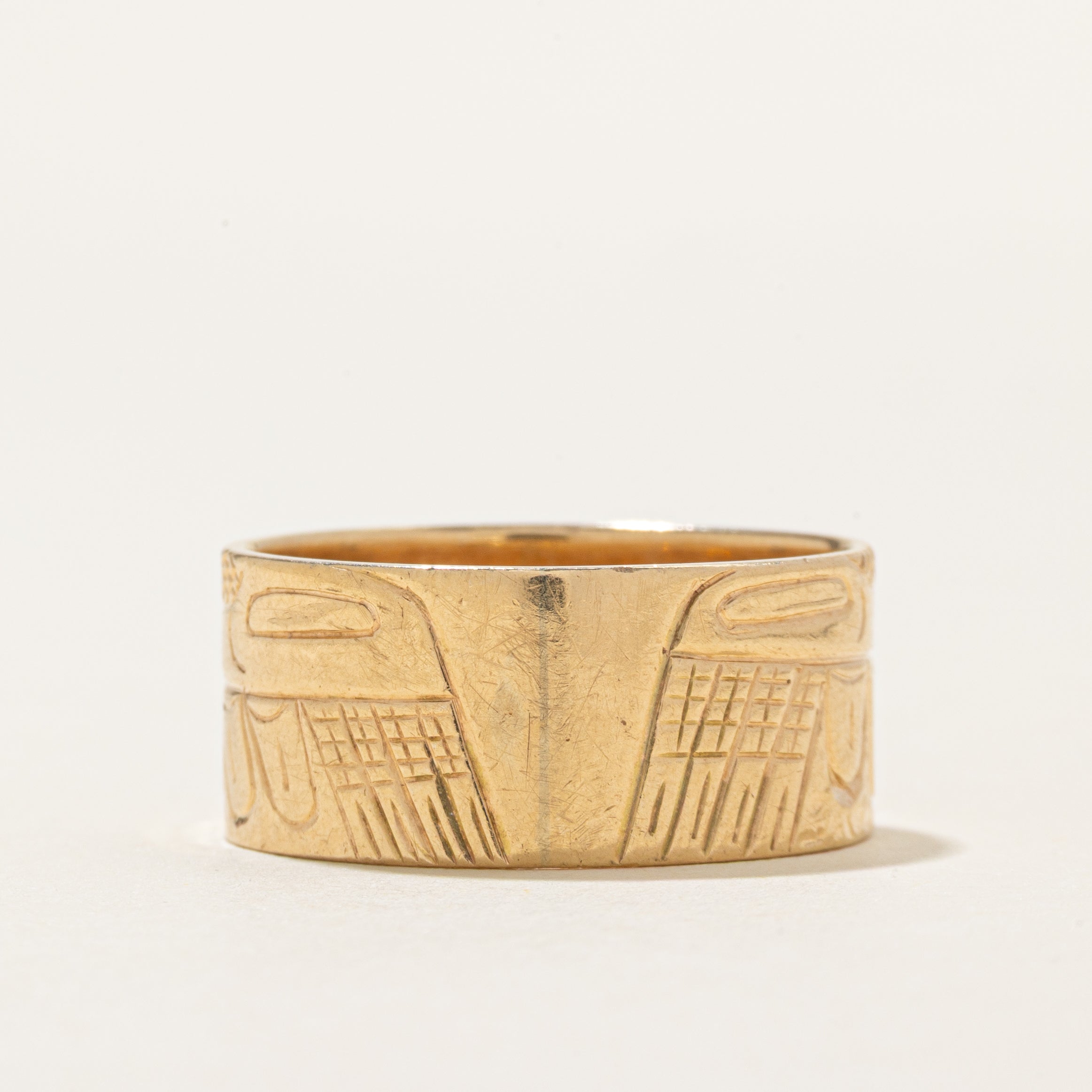 'Thunderbird' 14K Indigenous Hand Carved Yellow Gold Band | 9.75mm | SZ 9