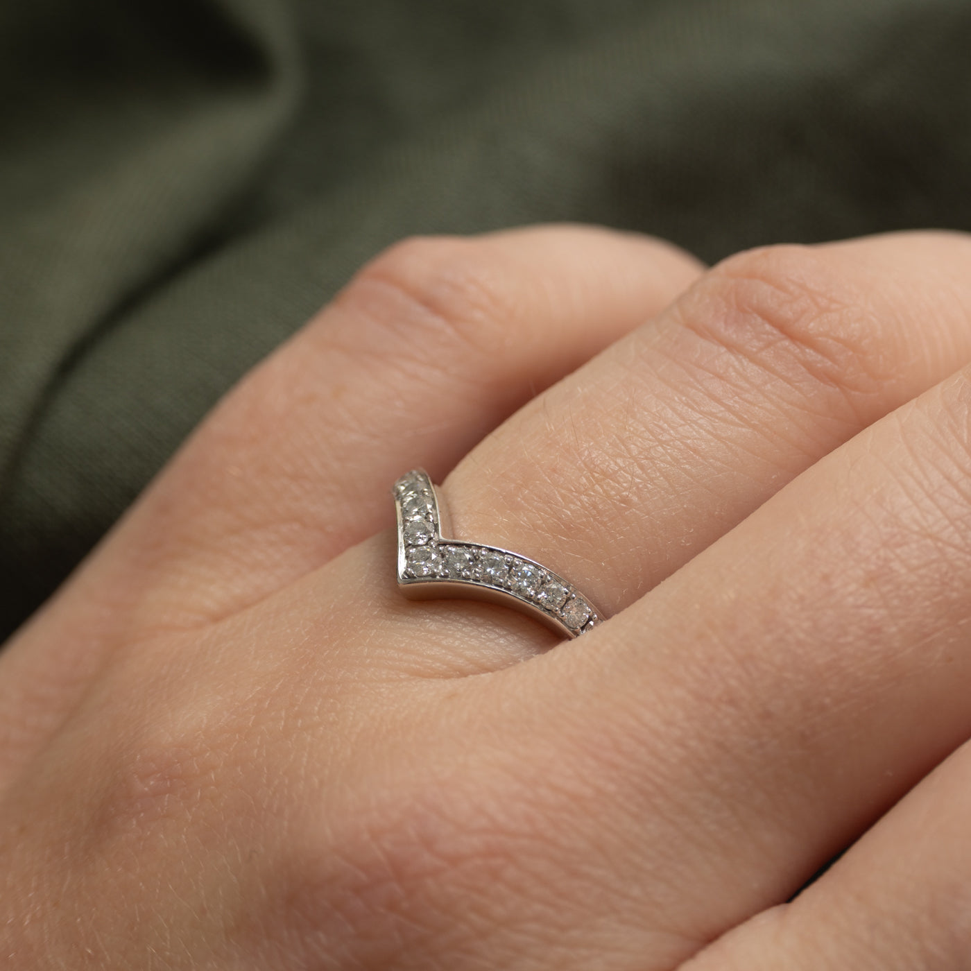 18K Semi Eternity Diamond Chevron Ring | 0.50ctw | SZ 5