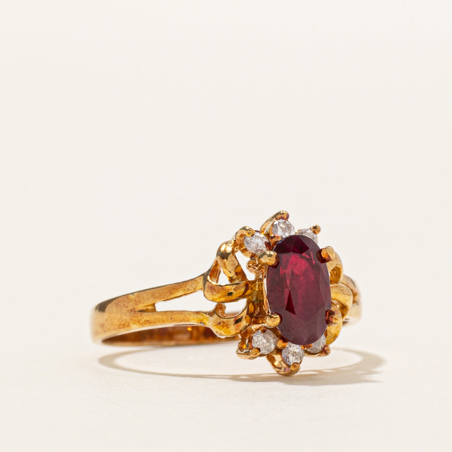 18k Ruby & Diamond Petal Split Shank Ring | 0.50ct, 0.09ctw | SZ 5.75