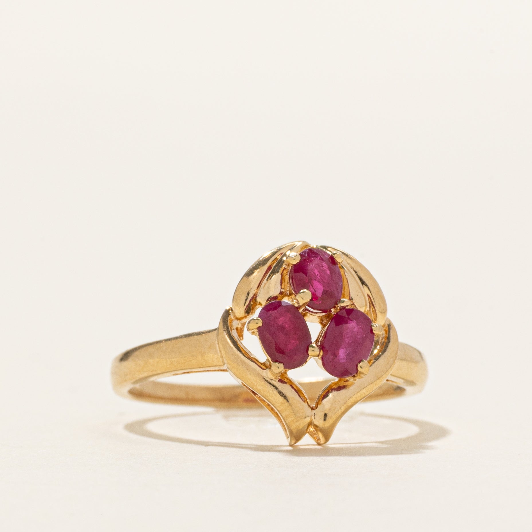 18k Three Stone Ruby Cluster Ring | 0.48ctw | SZ 5.75