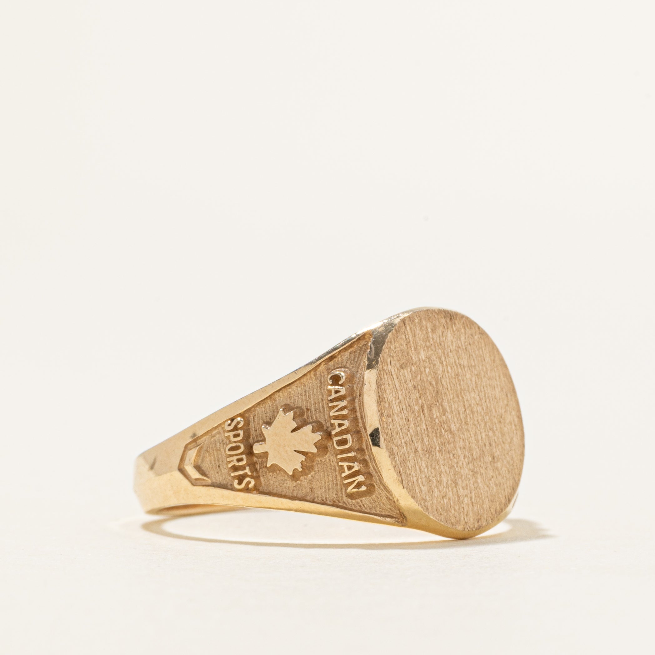 10k "Canadian Sports" Bowling Signet Ring | SZ 10