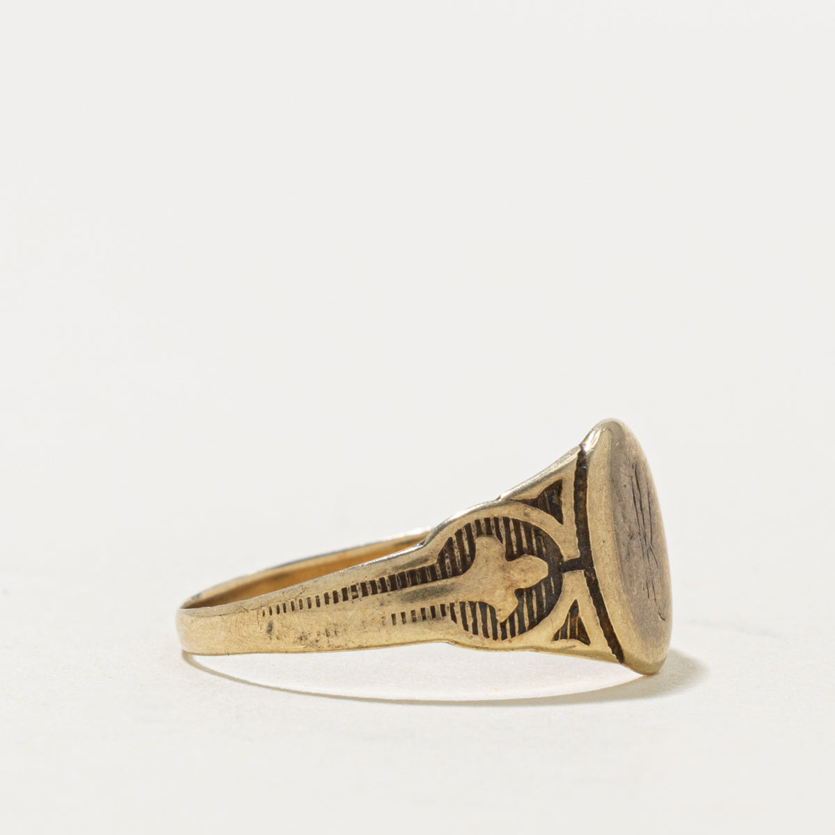 10k Yellow Gold Engraved Signet Ring | SZ 6.75