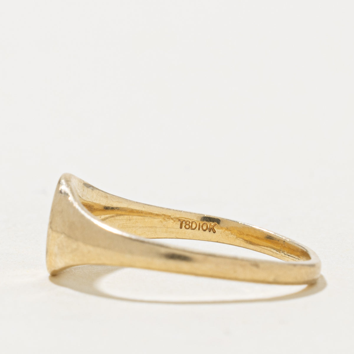 10k Yellow Gold "E" Initial Signet Ring | SZ 4.5