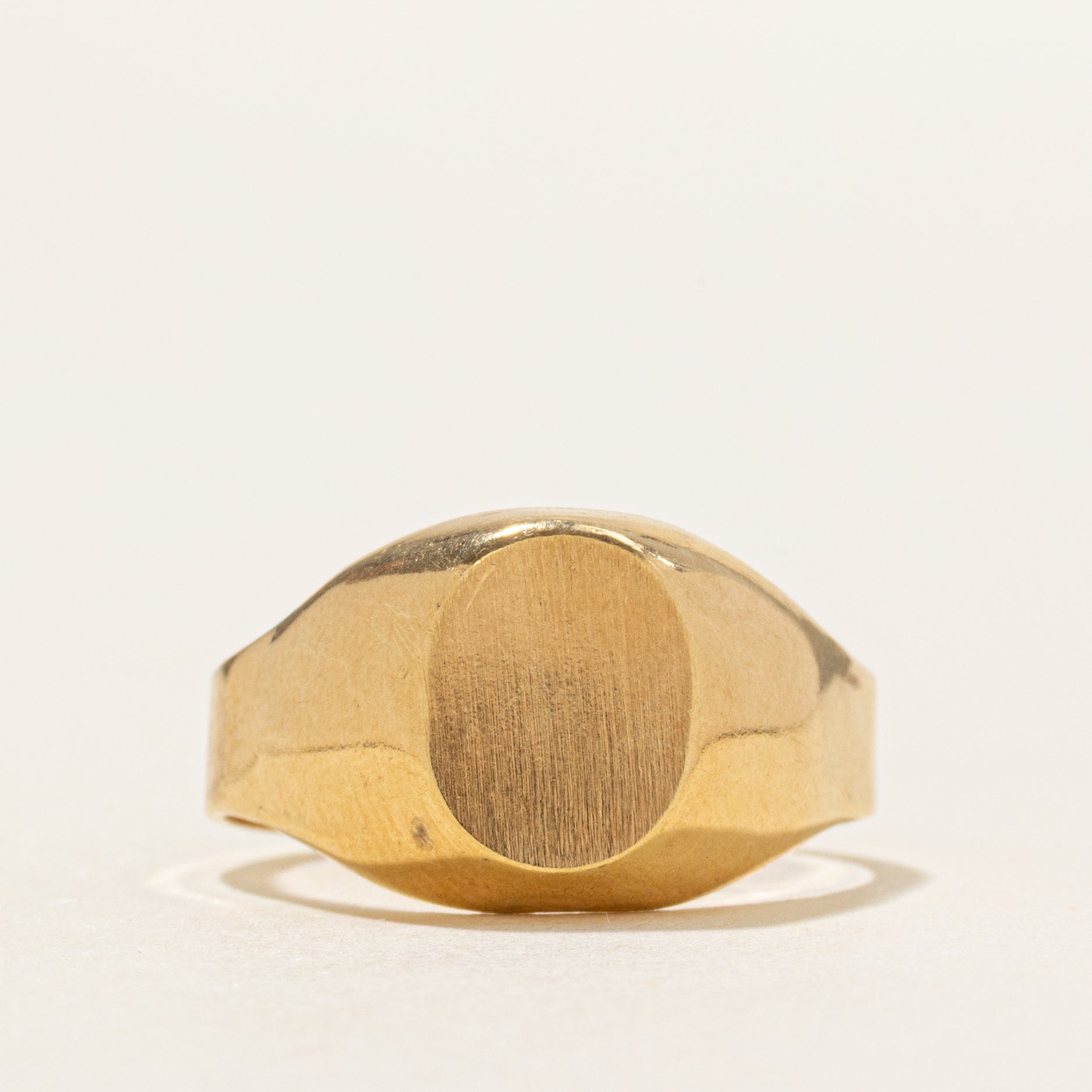 18k Yellow Gold Plain Signet Ring | SZ 5.25