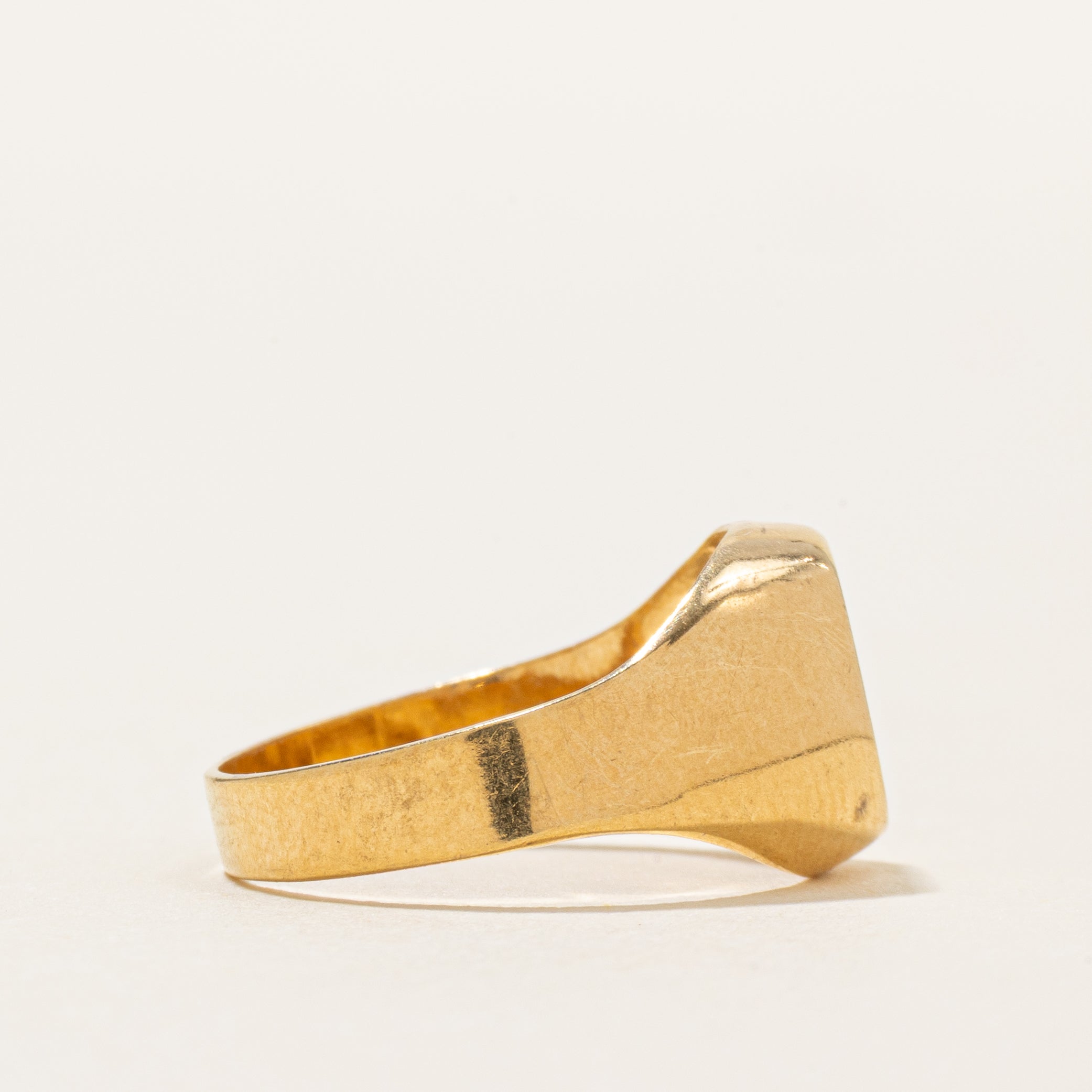 18k Yellow Gold Plain Signet Ring | SZ 5.25