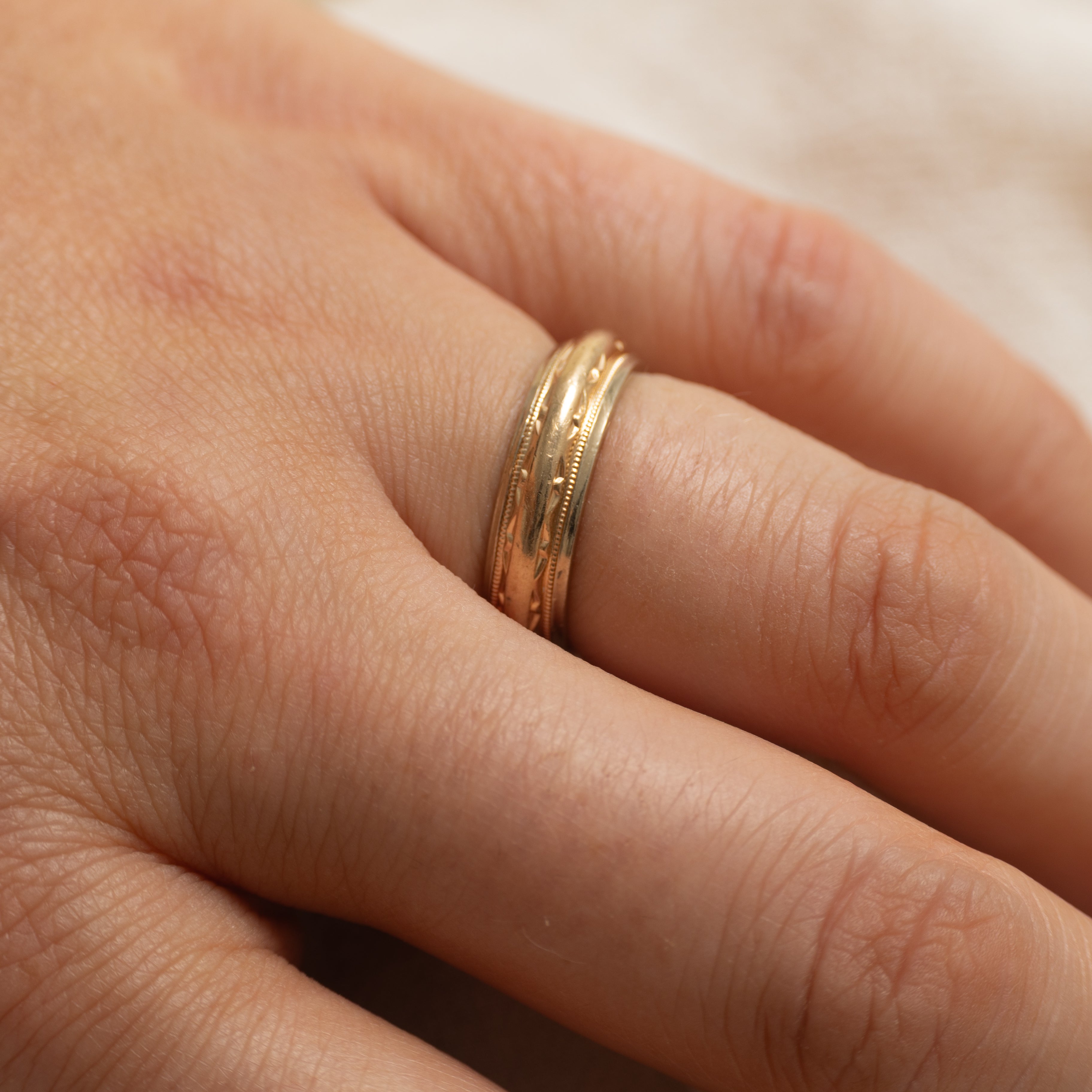 Vintage 14K Yellow Gold Textured Band | 5mm | SZ 5