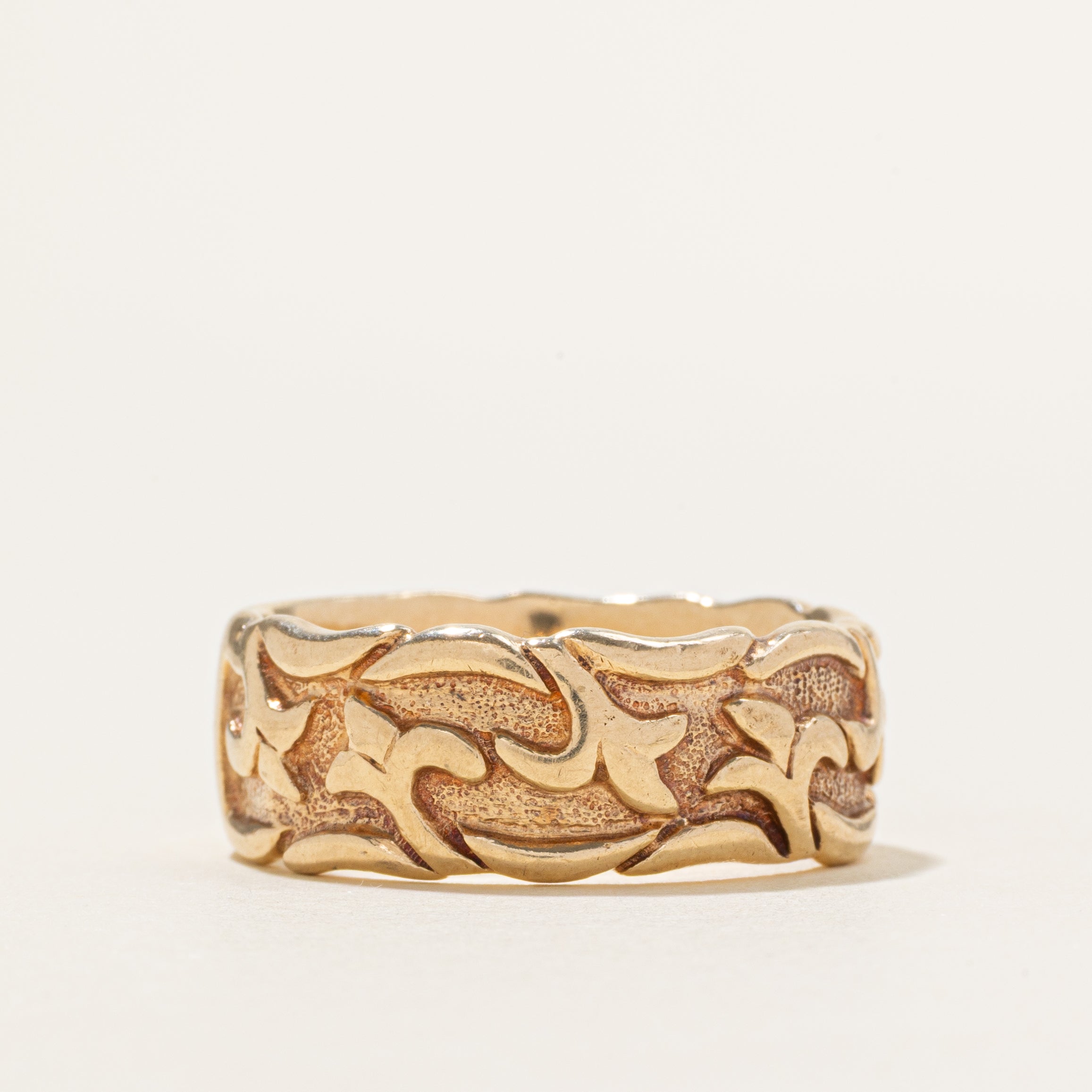 10k Yellow Gold Embossed Band | 9mm | SZ 11