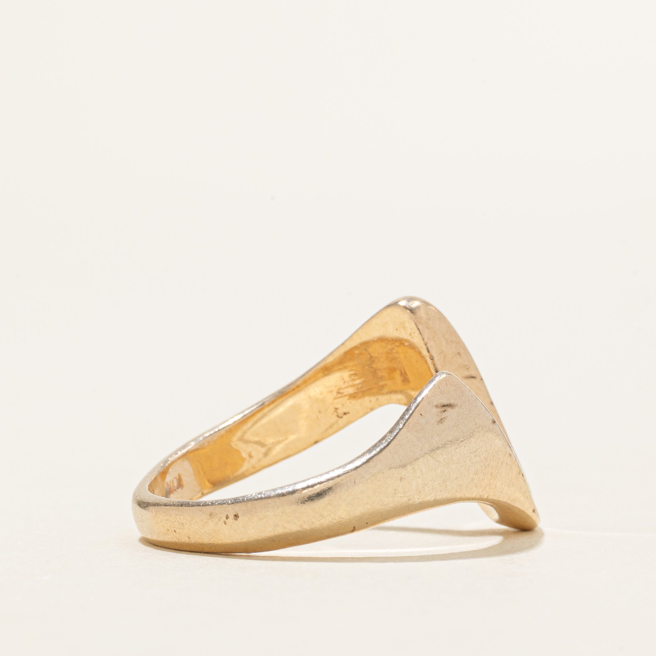 10k Yellow Gold Plain Abstract Chevron Ring | SZ 8.5