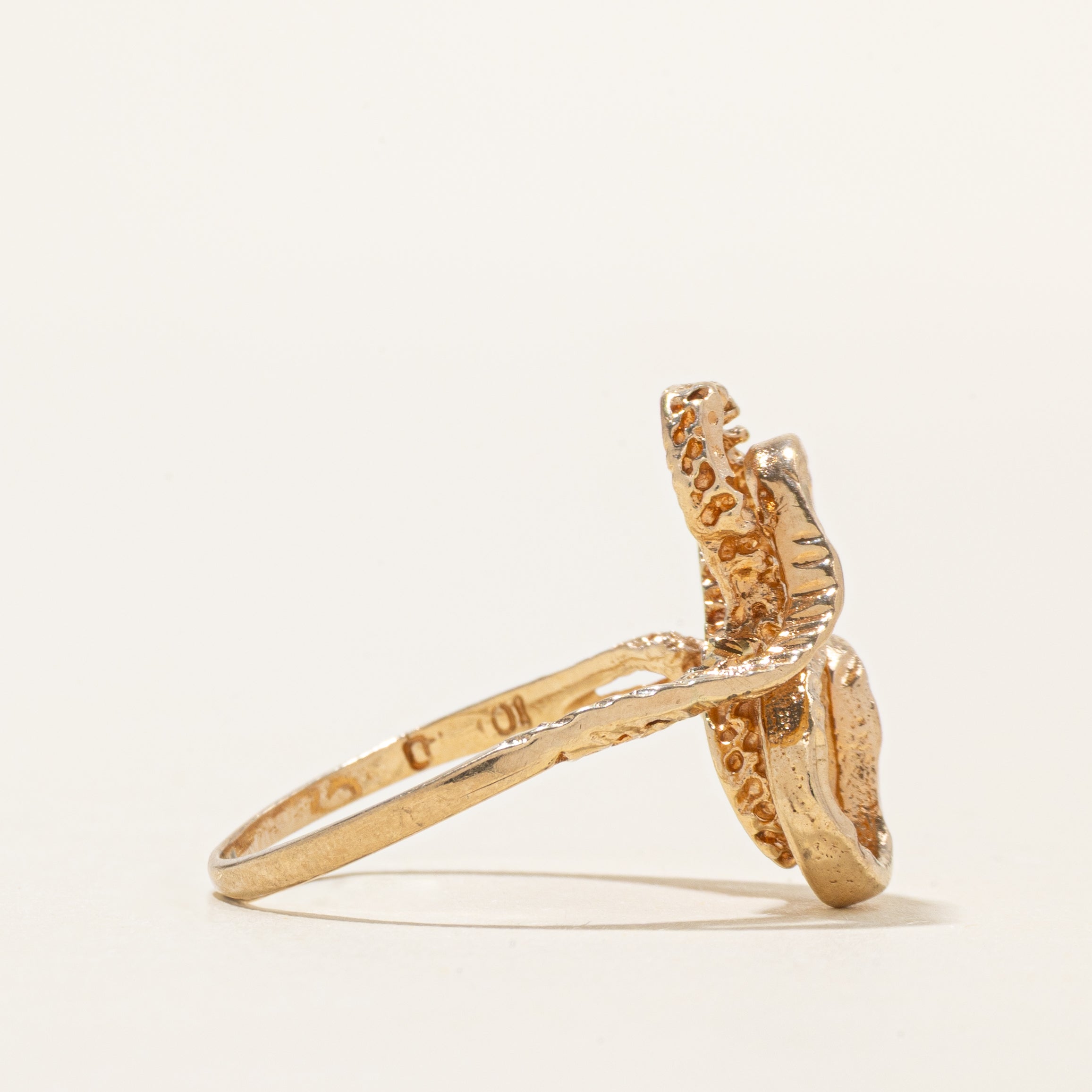 10k Yellow Gold Textured Swirl Ring | SZ 6.5