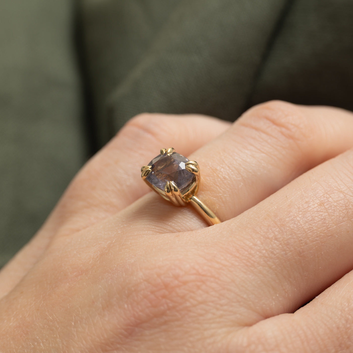 '100 Ways' East-West Elongated Cushion Spinel Ring | 3.09ct | SZ 6