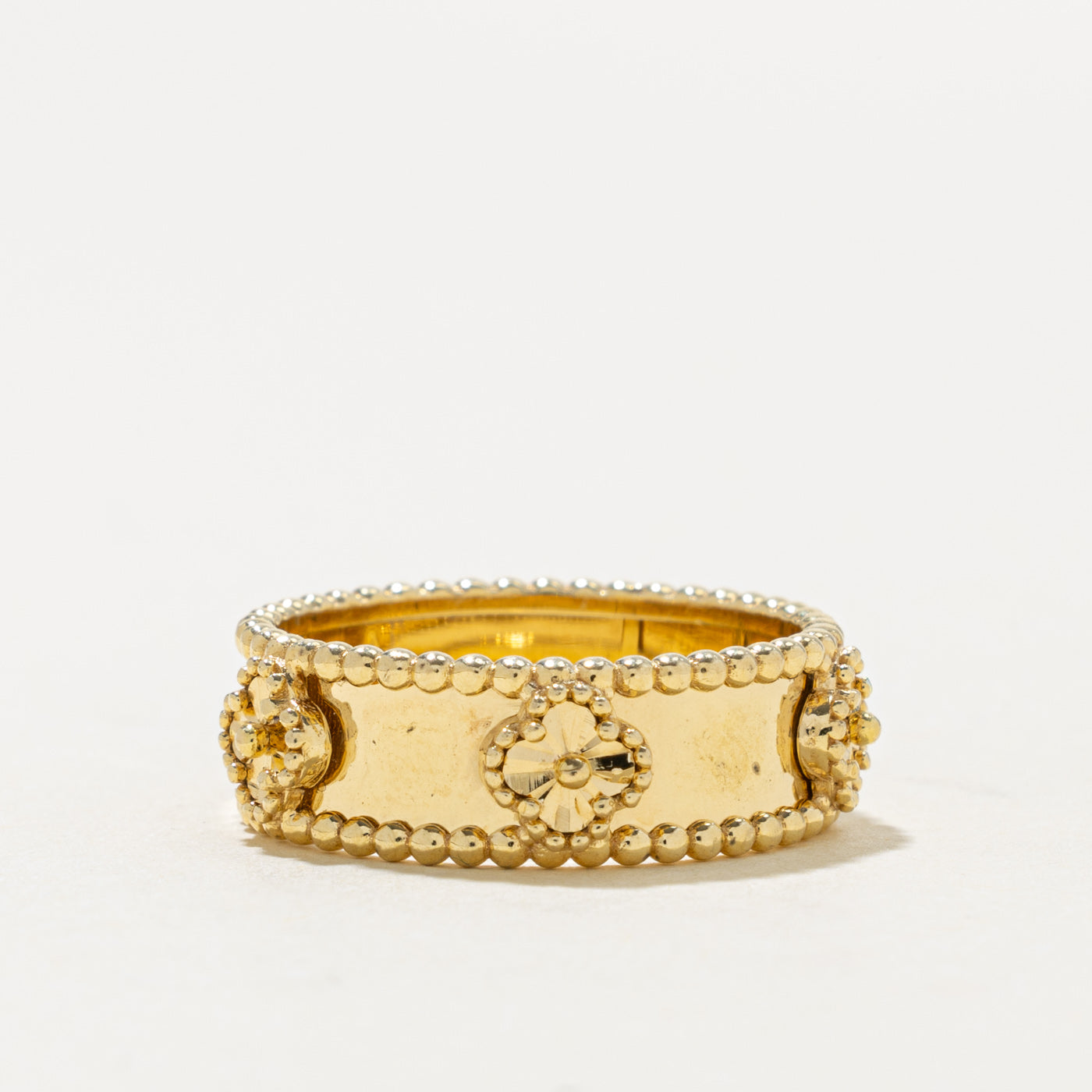 18k Yellow Gold Clover Patterned Beaded Band | 7.05mm | SZ 7.5