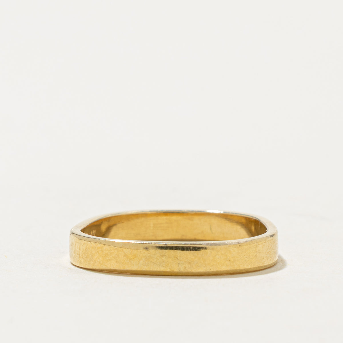18k Yellow Gold Soft-Square Band | 2.90mm | SZ 5.5