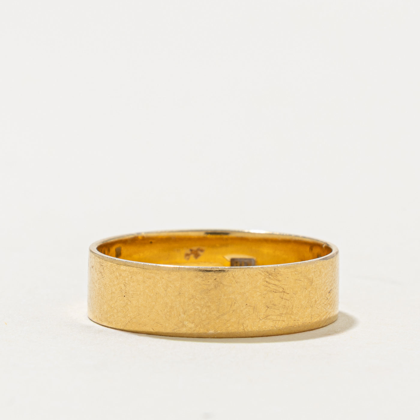 18k Yellow Gold Plain Band | 5.1mm | SZ 7