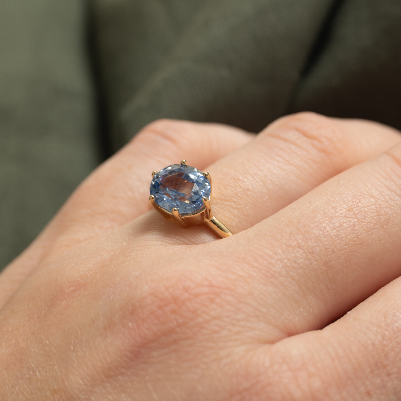 '100 Ways' East West Ceylon Sapphire Ring | 3.86ct | SZ 7