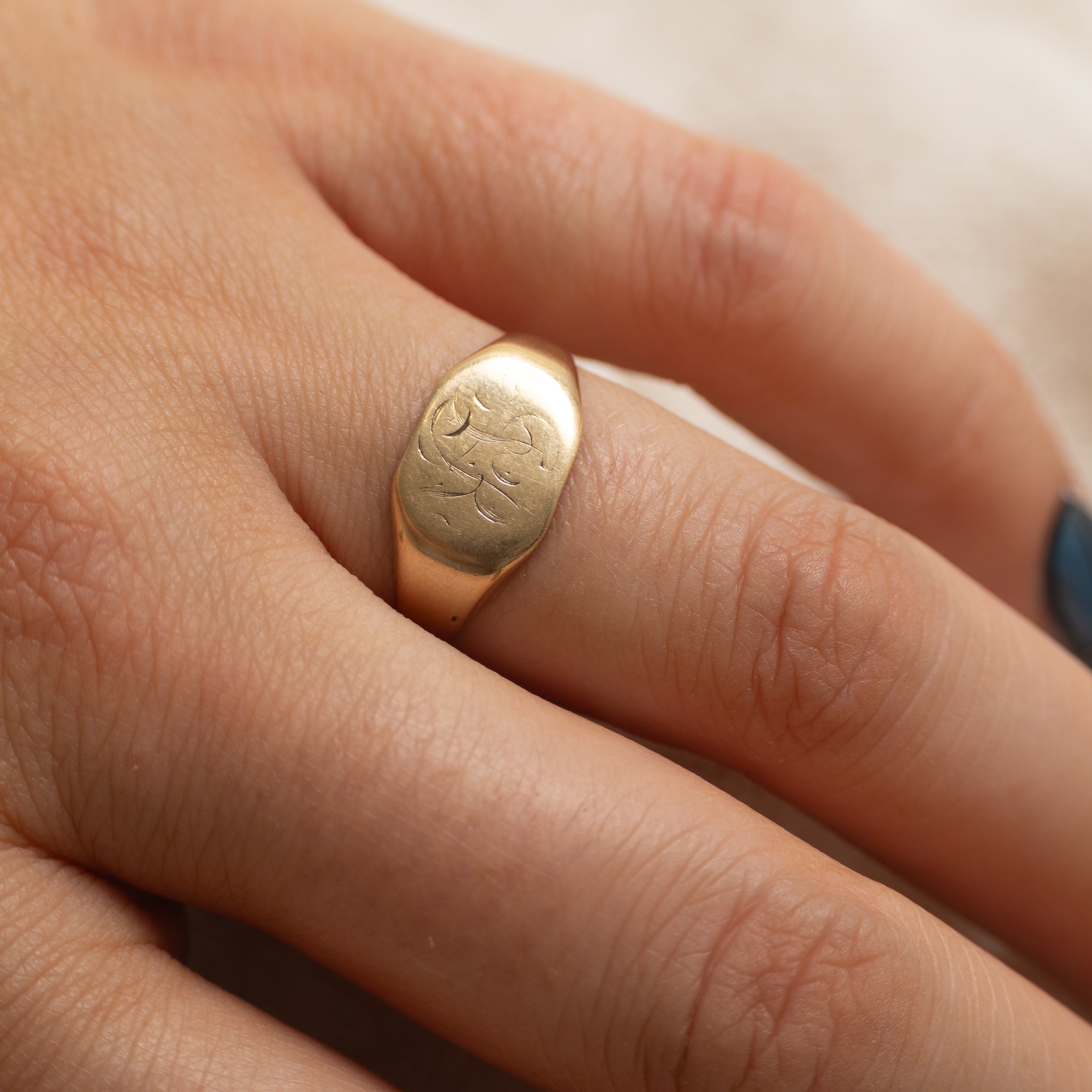 10K Yellow Gold "JR" Initial Signet Ring | SZ 7