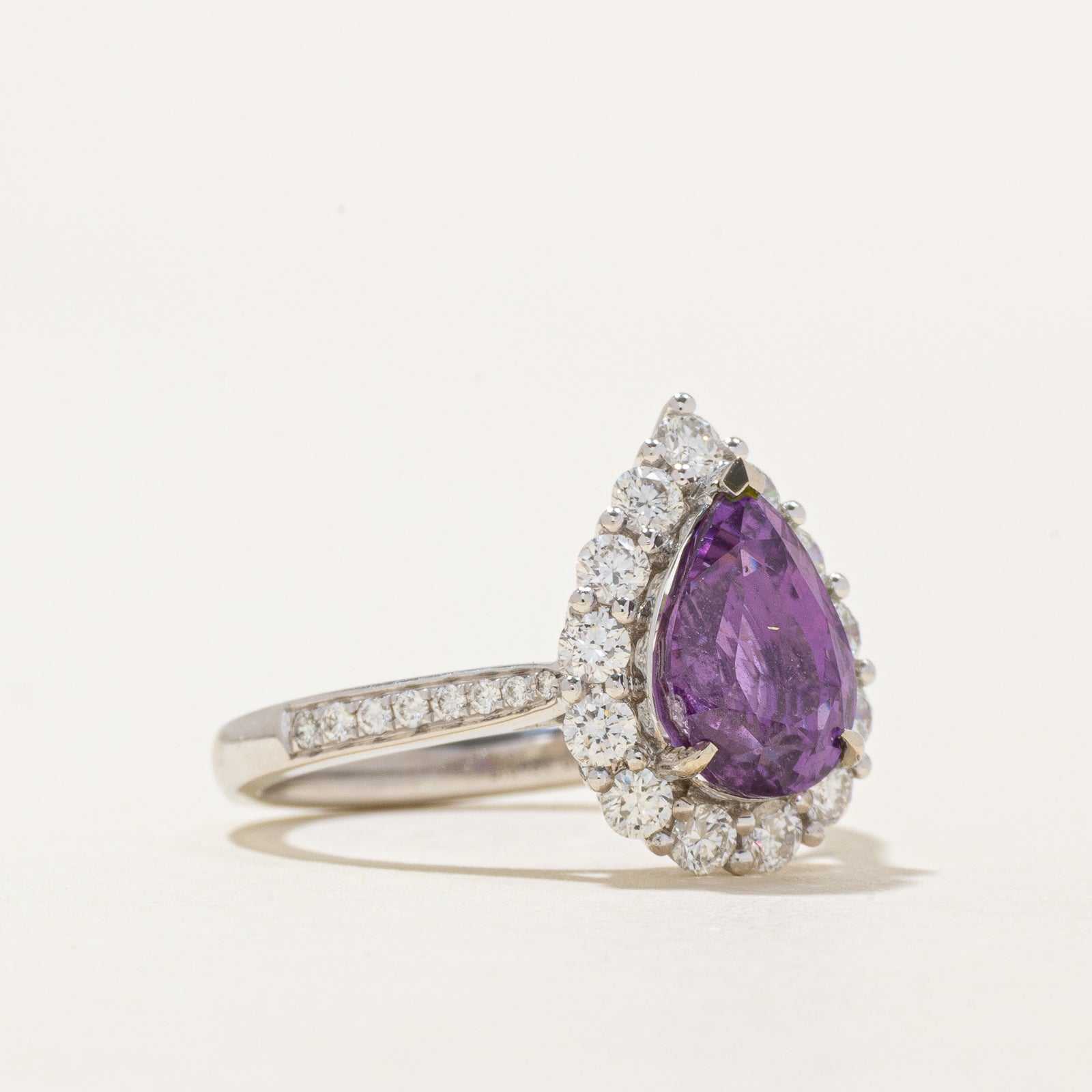 3.01ct Unheated Pinkish Purple Sapphire & Diamond Halo Ring | 3.01ct, 0.749ctw | SZ 6