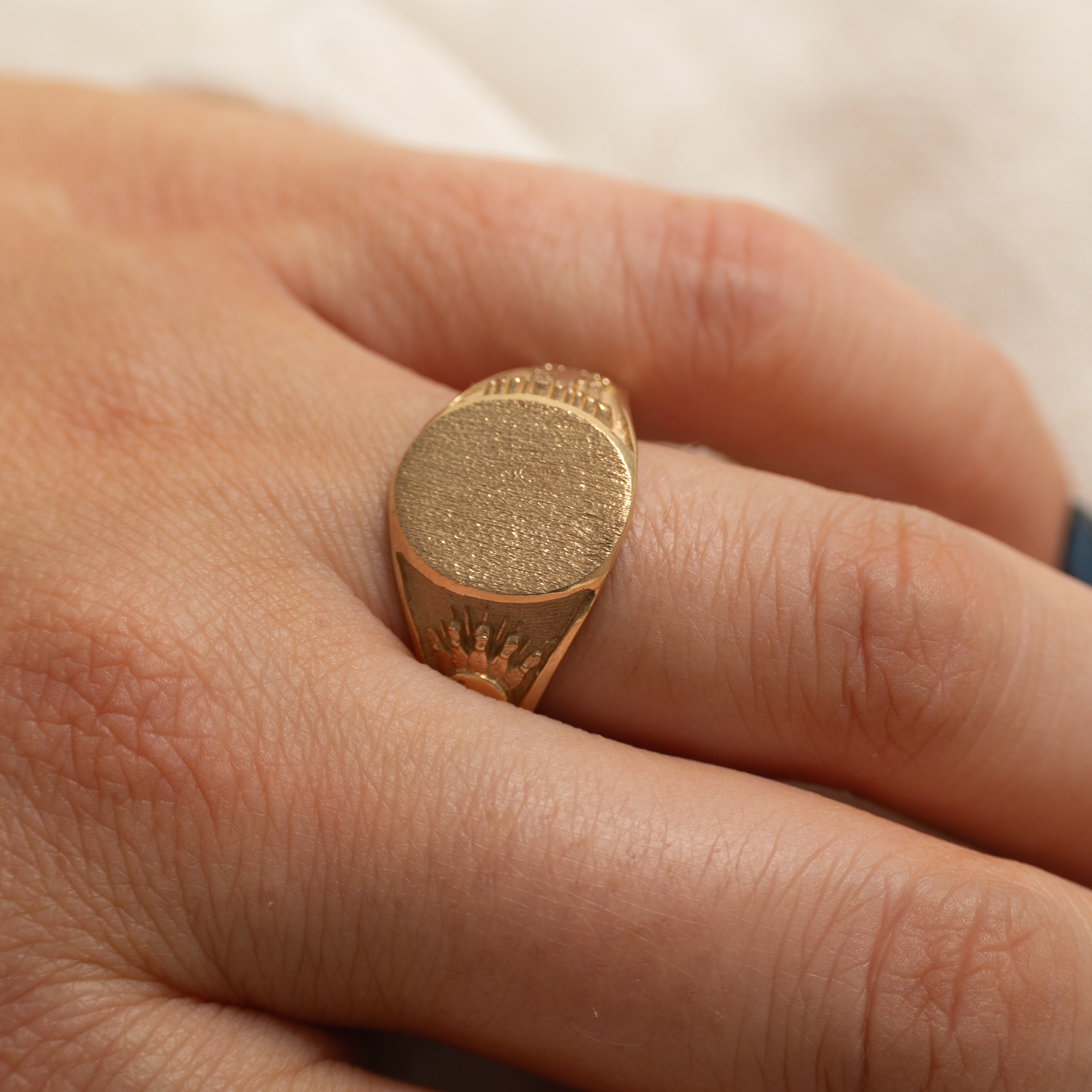 10k "Canadian Sports" Bowling Signet Ring | SZ 10