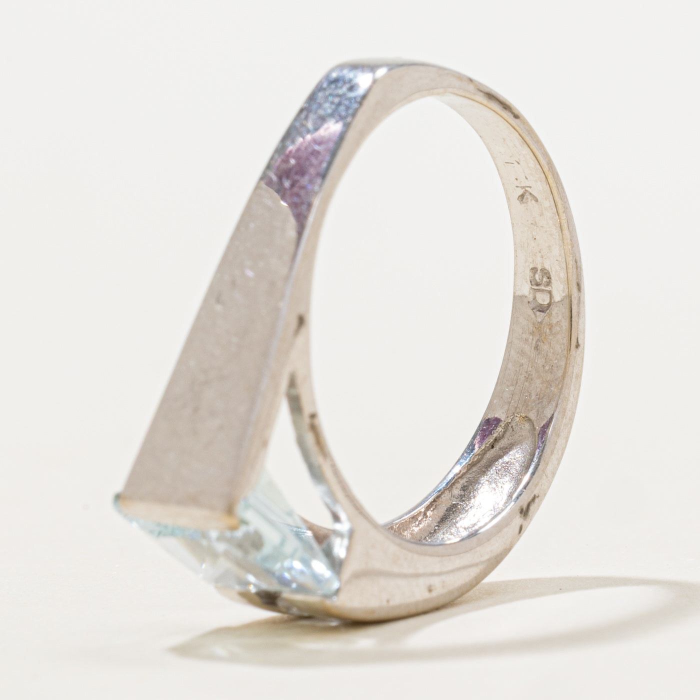 Bague barrette en aigue-marine et diamants | 1,40 ct, 0,09 ct au total | Taille 7,25 | 