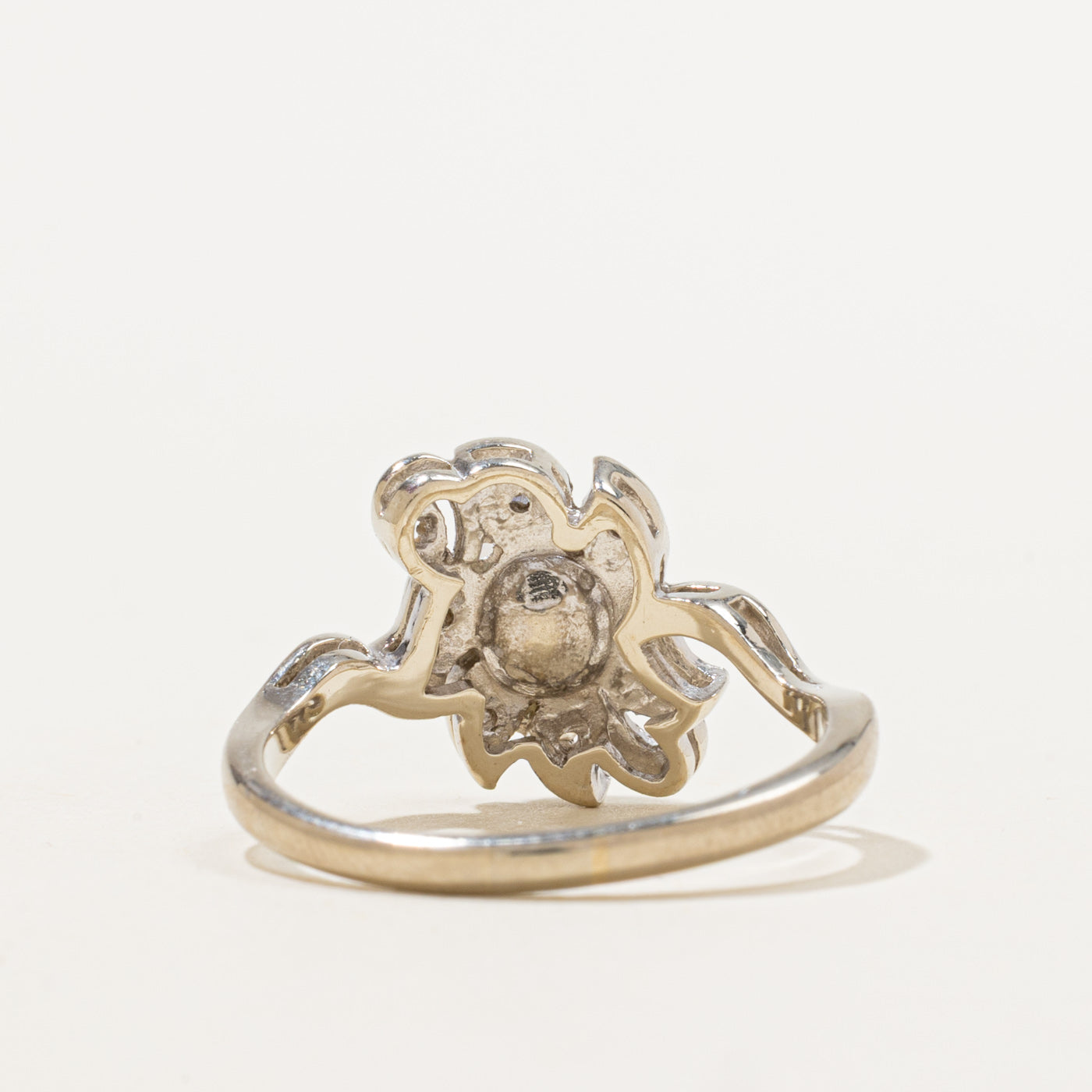 Pearl & Diamond Pinwheel Ring | 1.50ct, 0.10ctw | SZ 7.75 |