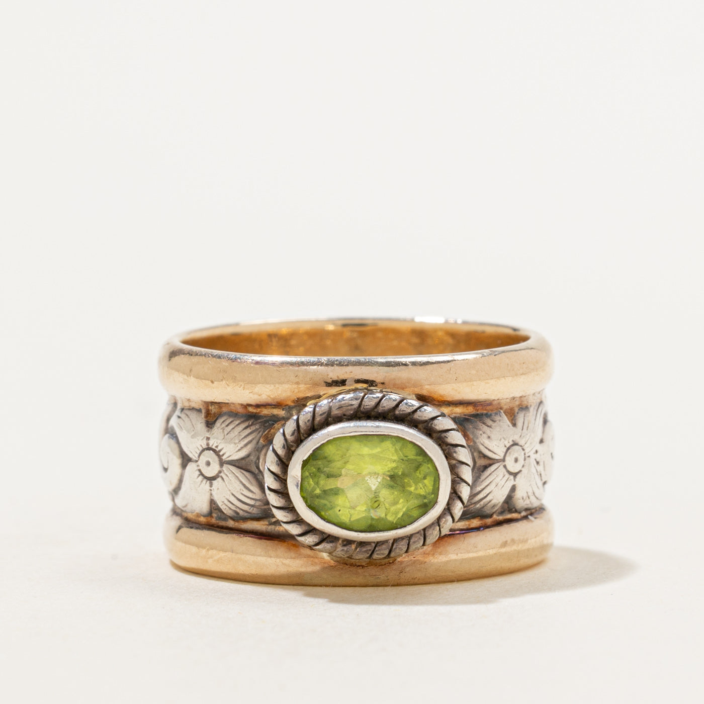 14k Yellow Gold and Silver Peridot Ring | 0.85ct | Sz 6.75