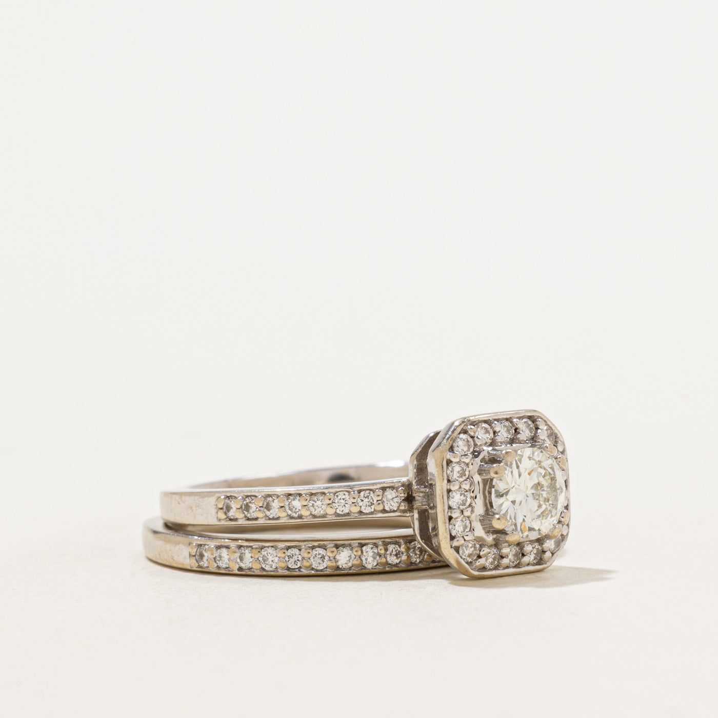 Ensemble de mariage Halo Diamond | 0,66ctw | Taille 6 | 